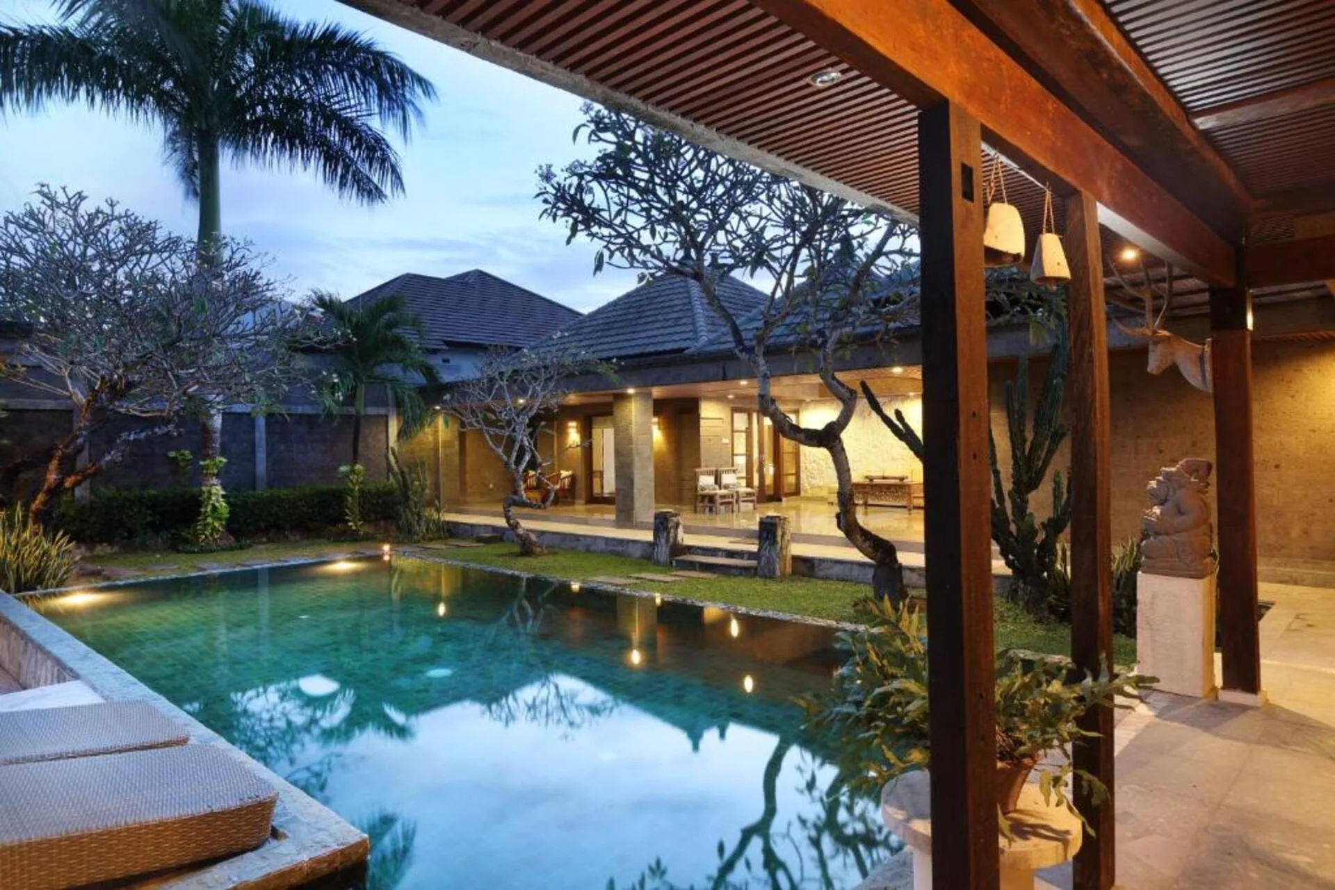 Royal 2 Bedroom Private Villa in Jimbaran 5