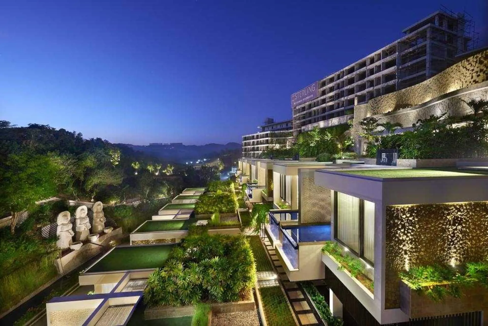 Affordable Luxe 10 Bedroom Villa in Uluwatu 2