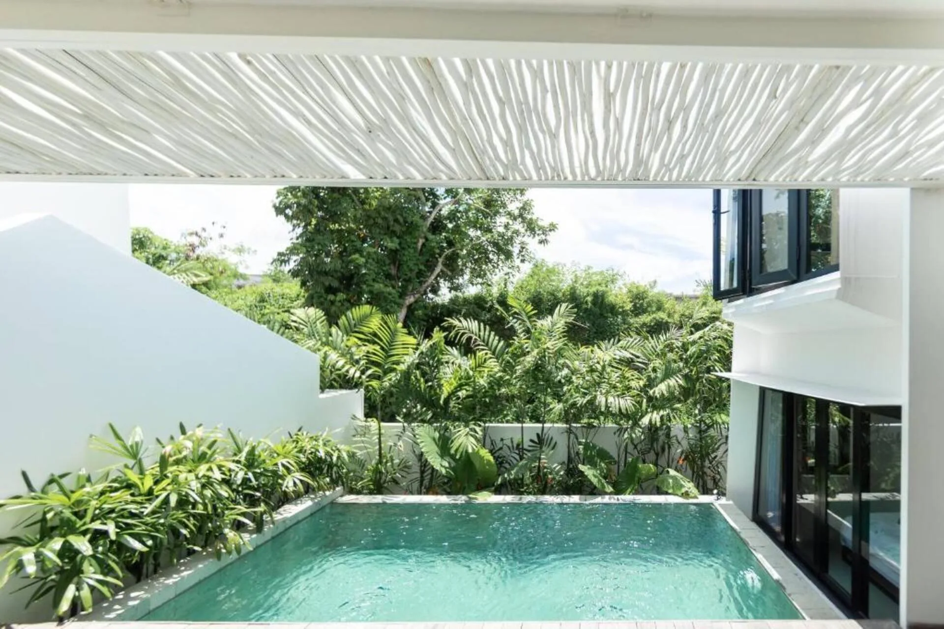 Minimalist Tropical Haven 2 Bedroom Private Villa in Canggu 4