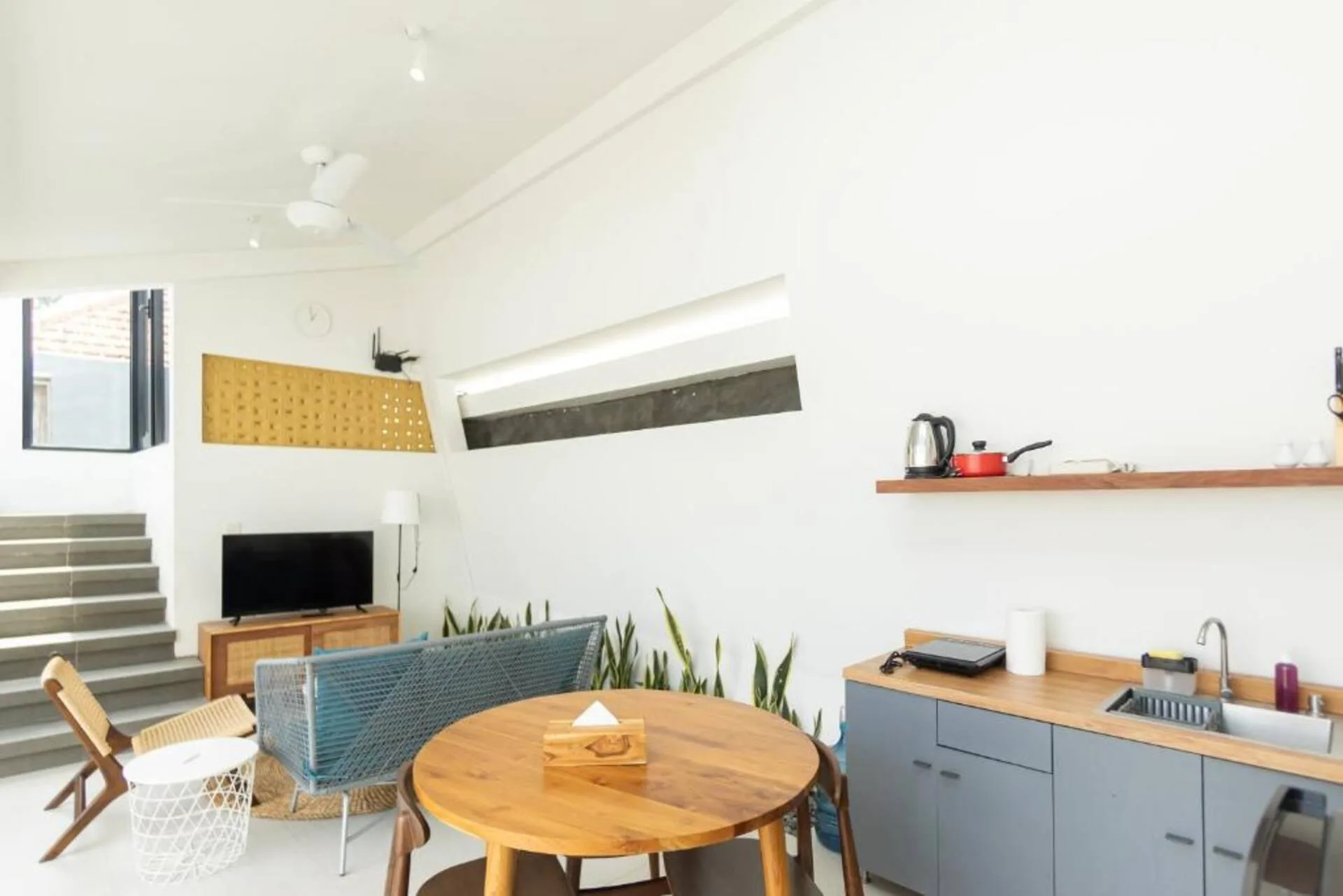 Minimalistic Modern 2 Bedroom Private Villa in Canggu 4