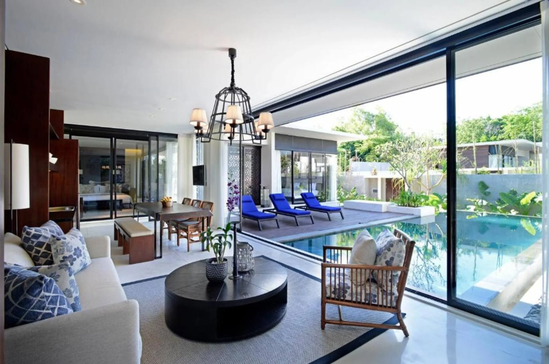 Stylish Duplex Loft 3 Bedroom Private Villa in Nusa Dua 4