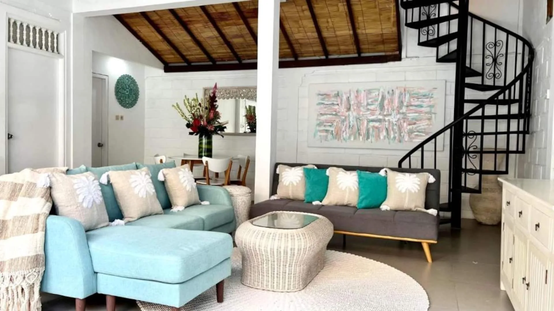 Easygoing Coastal Nook 2 Bedroom Private Villa in Legian 5