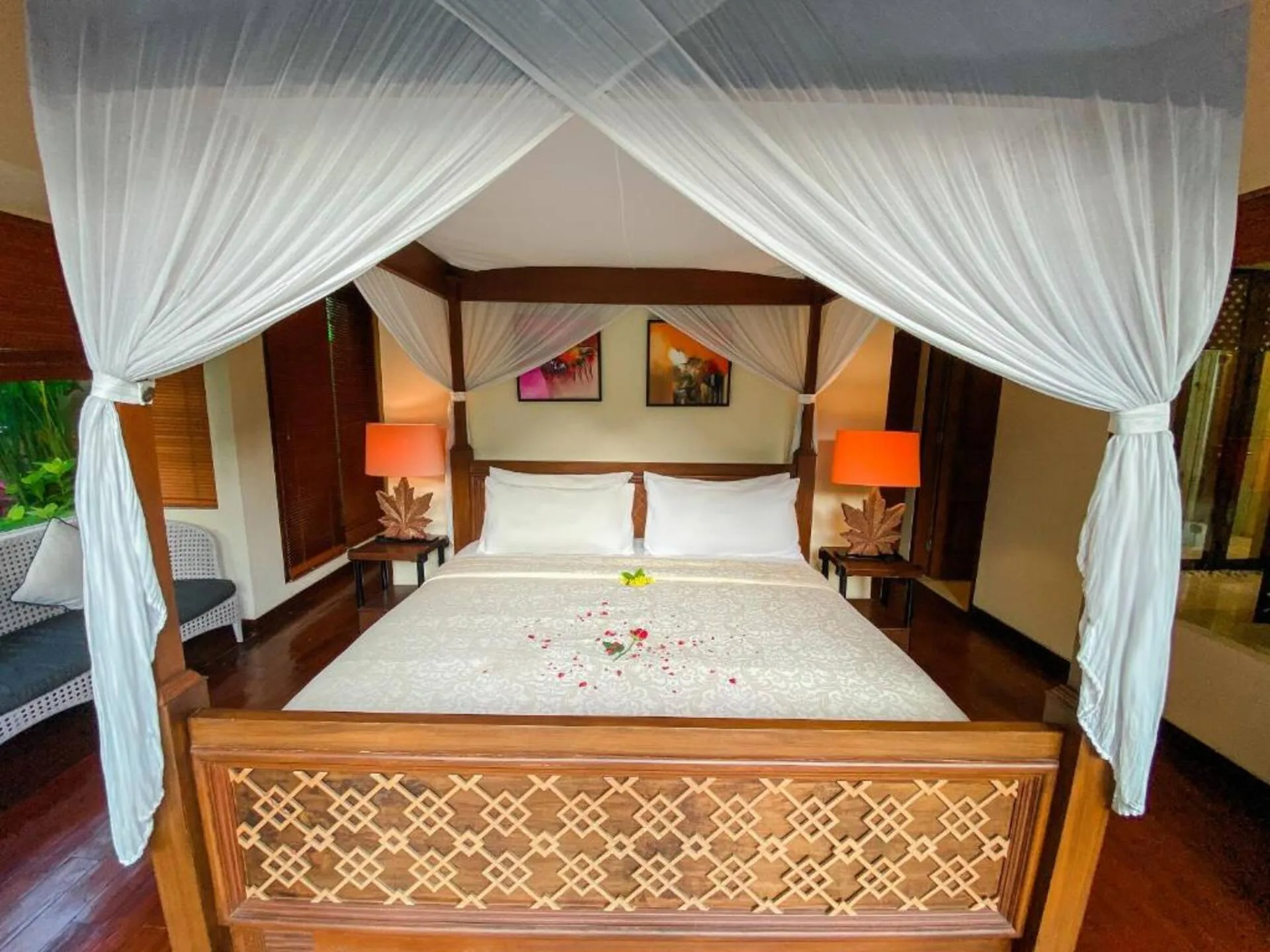 4 Bedroom Private Villa with Pool near Gwk 2