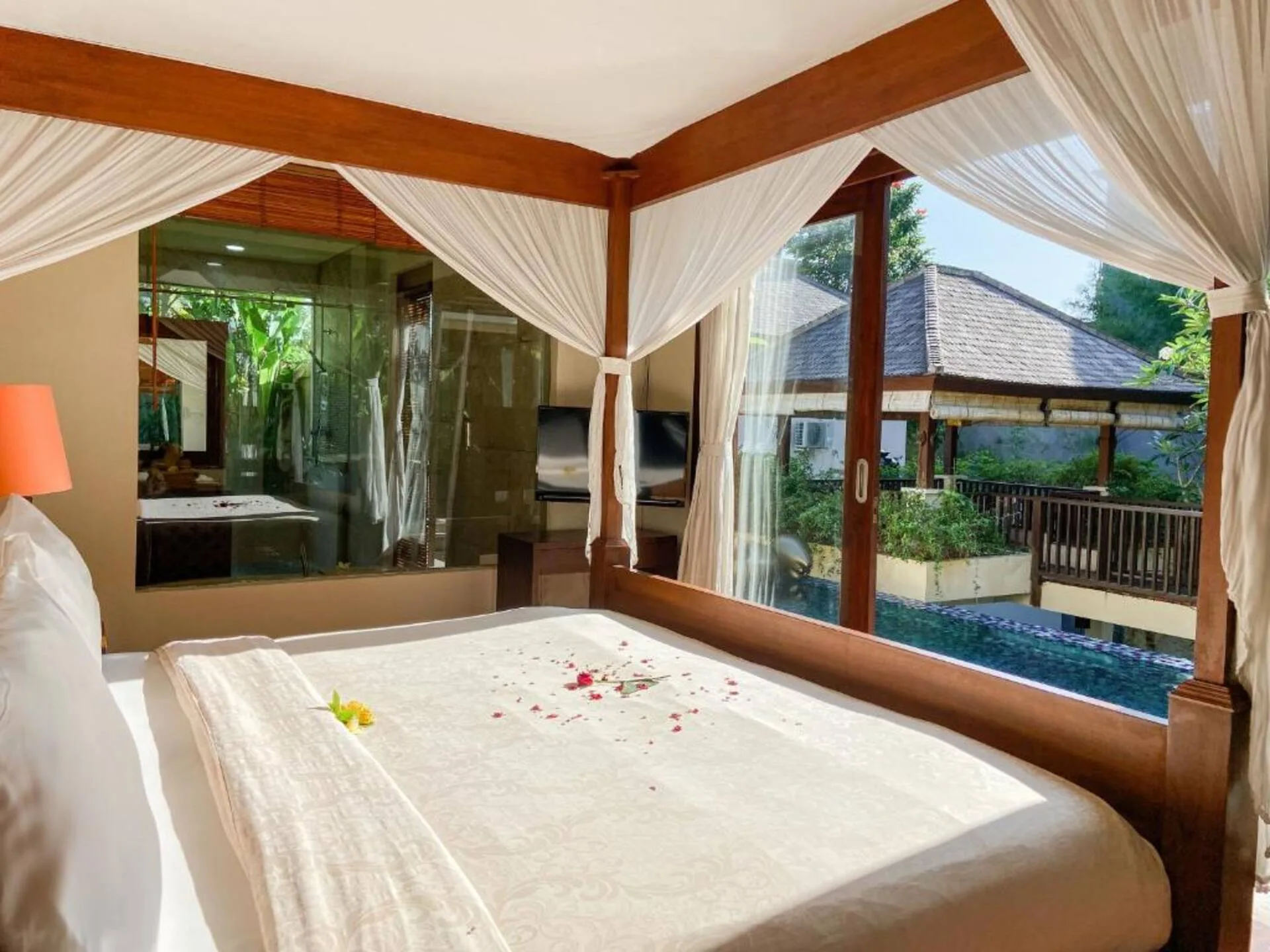 4 Bedroom Private Villa with Pool near Gwk 5
