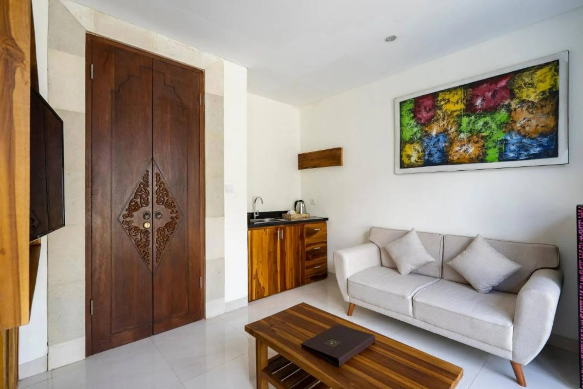 Cozy Island Nook 1 Bedroom Private Villa in Kuta 5