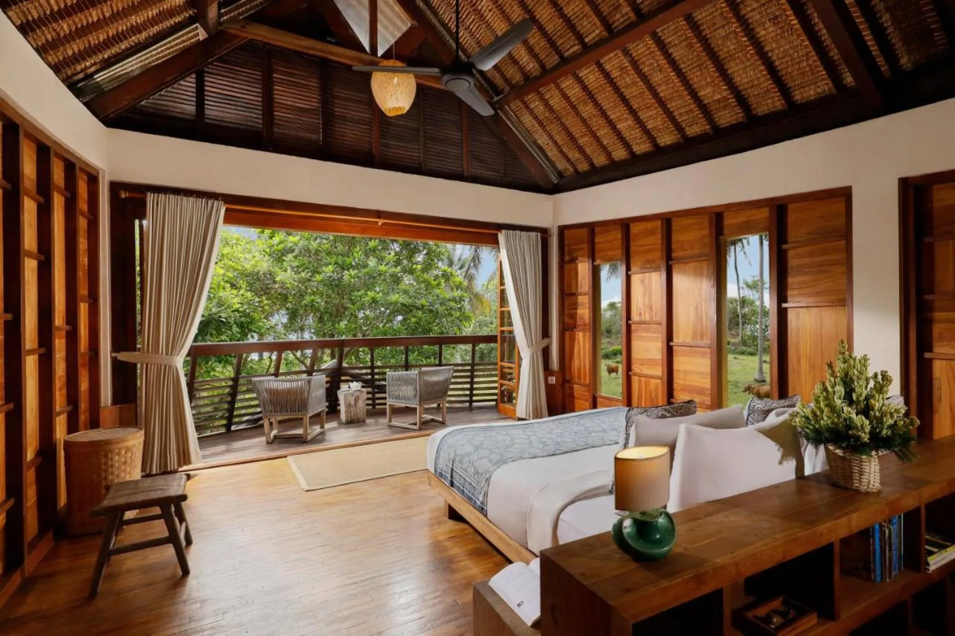 Serene Beachfront Escape 5 Bedroom Private Villa in Bali 3