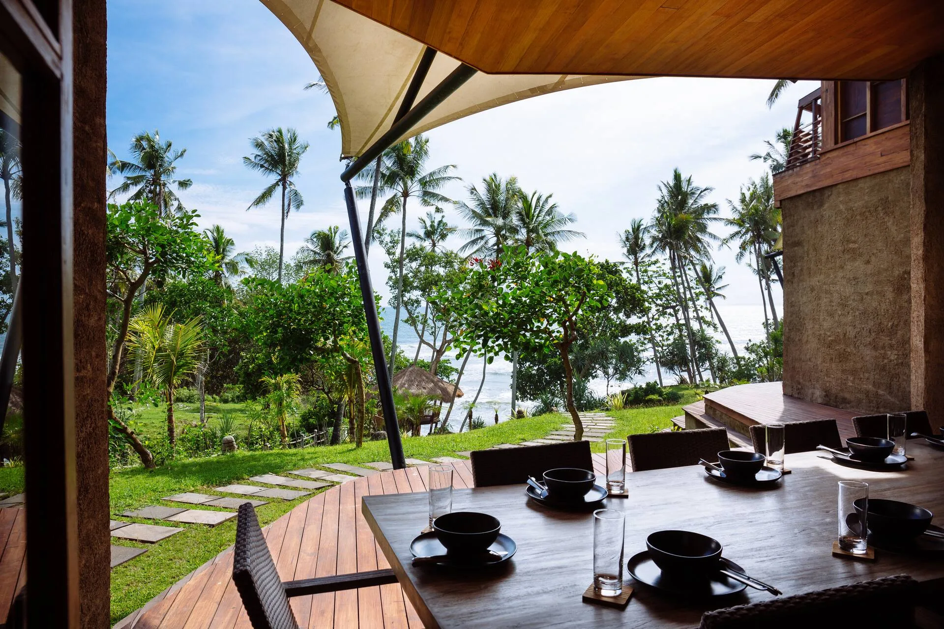 Serene Beachfront Retreat 5 Bedroom in West Bali 5
