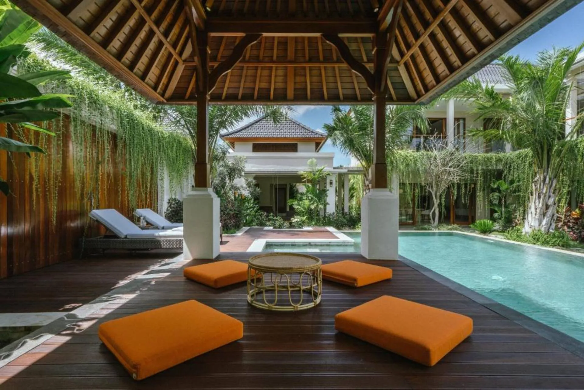 Spacious 5 Bedroom Luxury Villa in Canggu 5
