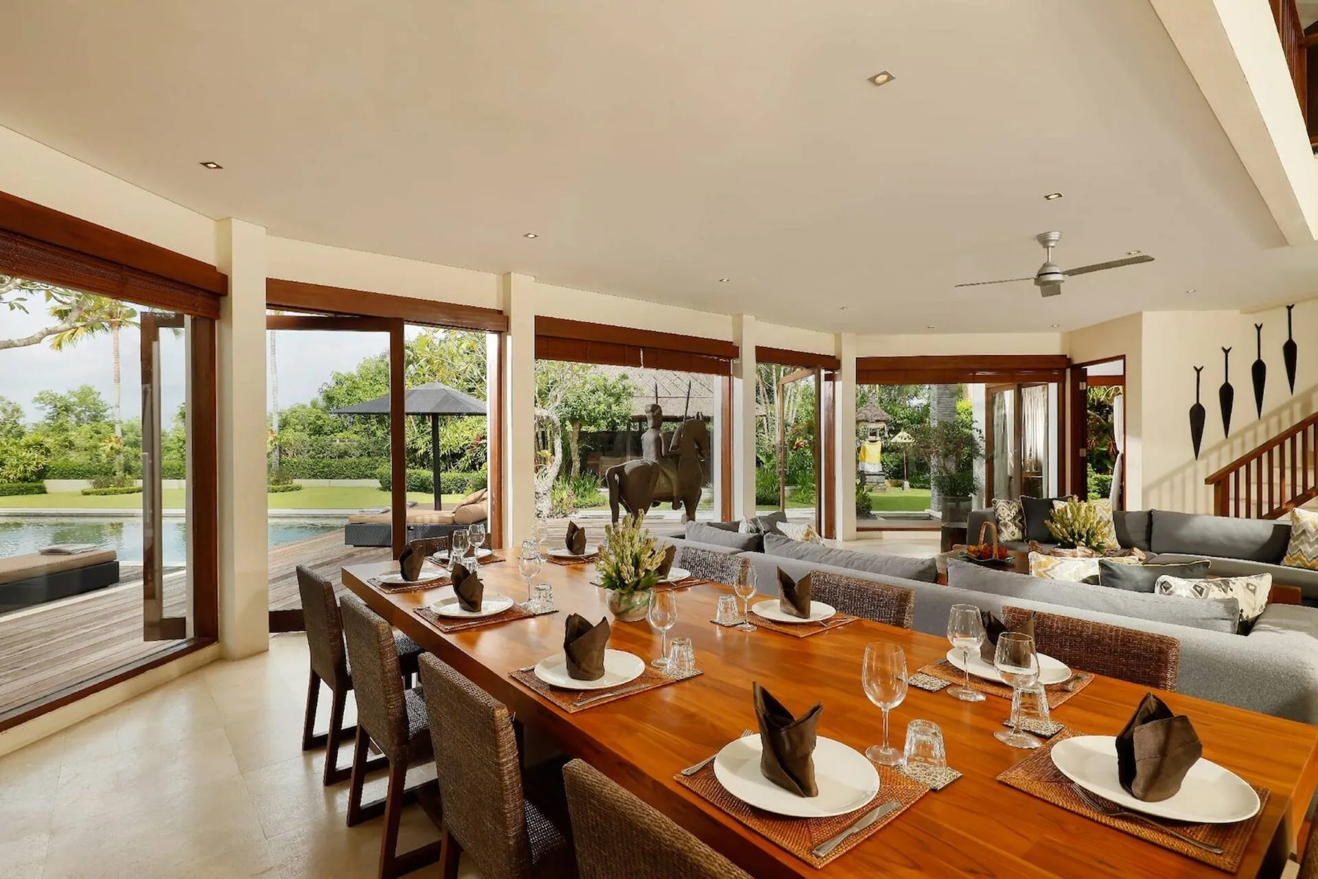 Luxury 6 Bedroom Villa in Jimbaran 5