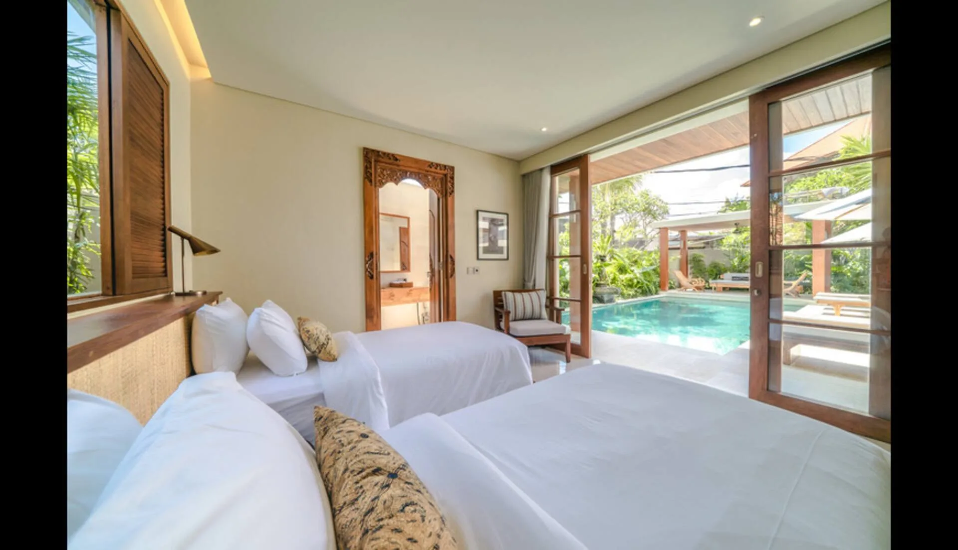 Luxury 5 Bedroom Villa in Berawa 4