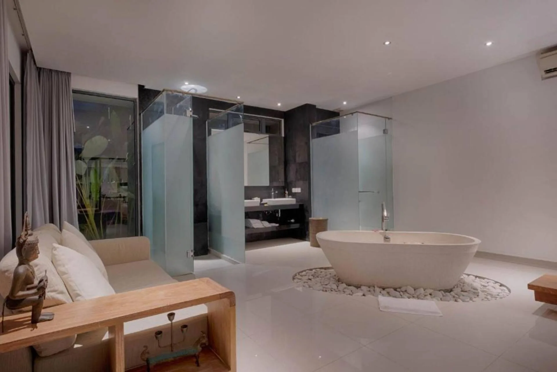 Homely Tropical Nest 3 Bedroom Private Villa in Canggu 5