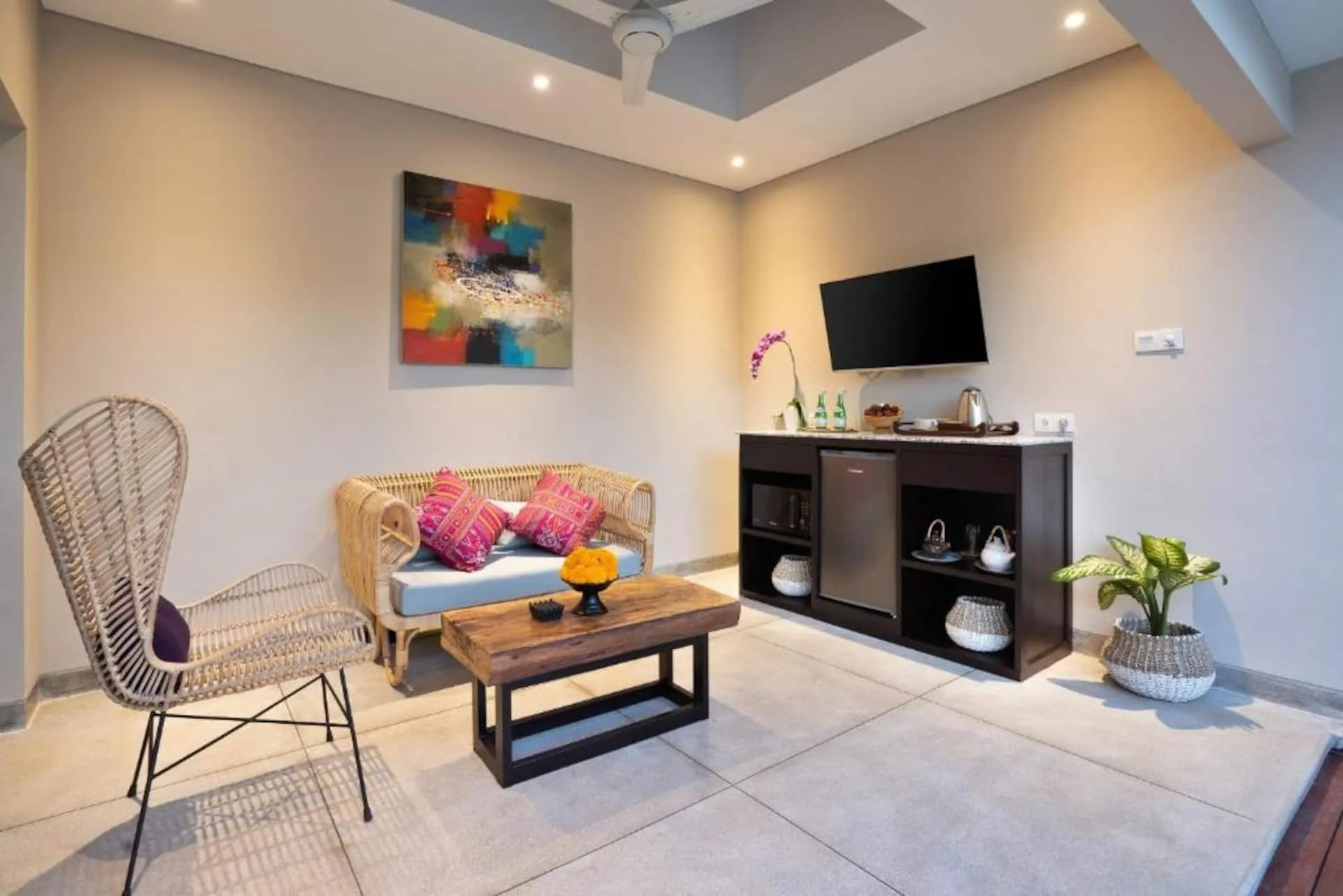 1 Bedroom Villa in Canggu-2m to Beach 3