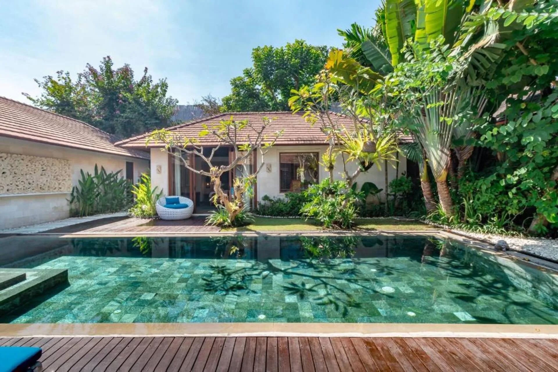 3 Comfortable and Luxurious Rooms 3
