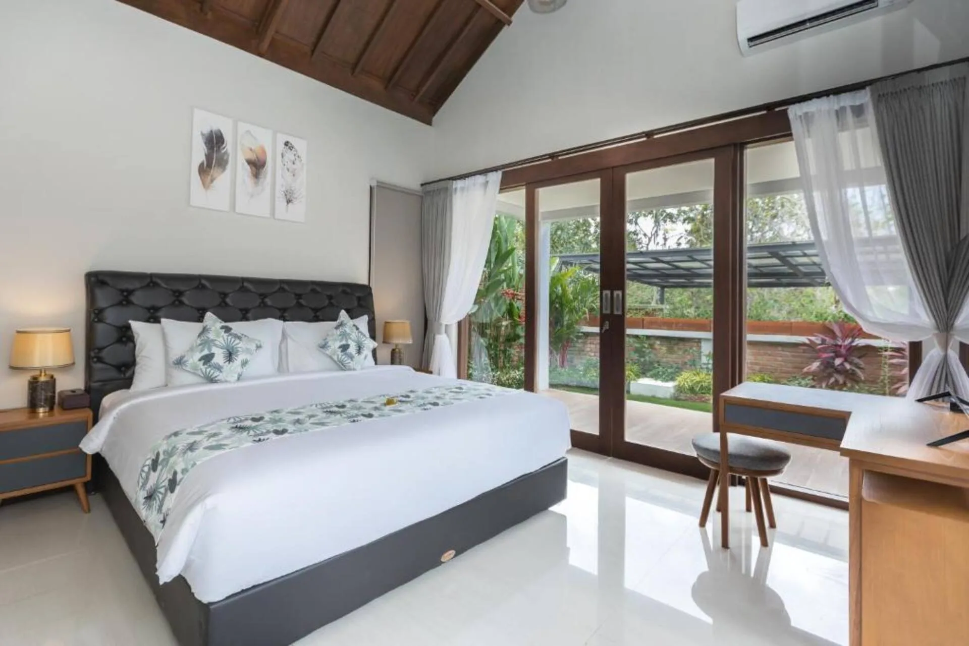 2 Bedroom Villa near Balangan Beach 2