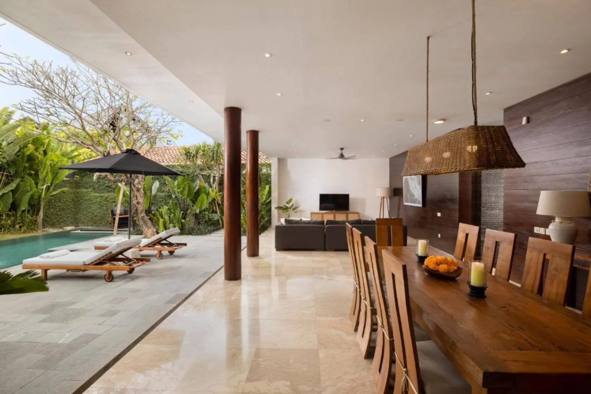 Timeless Garden Retreat 3 Bedroom Private Villa in Canggu 3