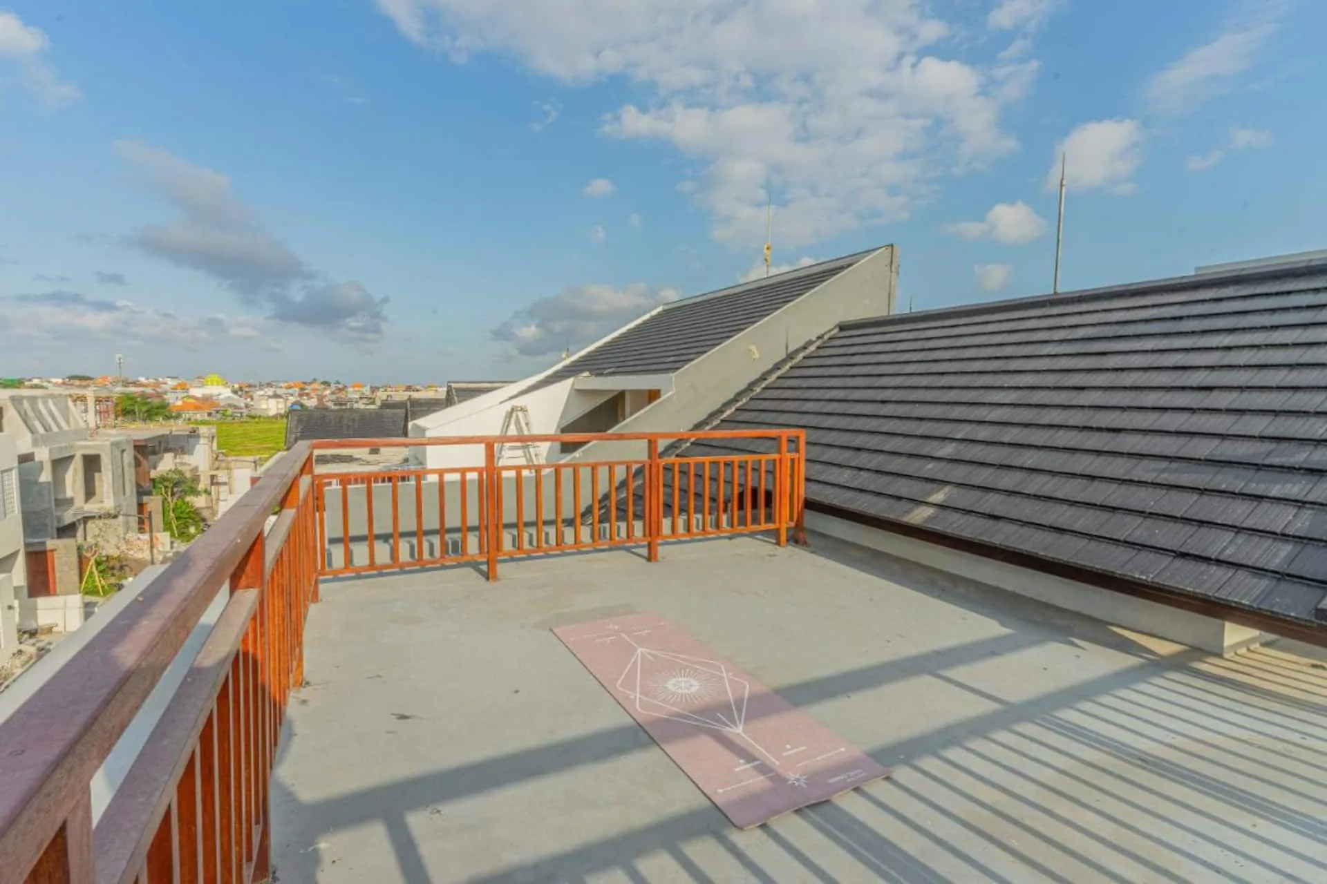 3bed, Walk to Canggu Hotspots-near Constructions 4