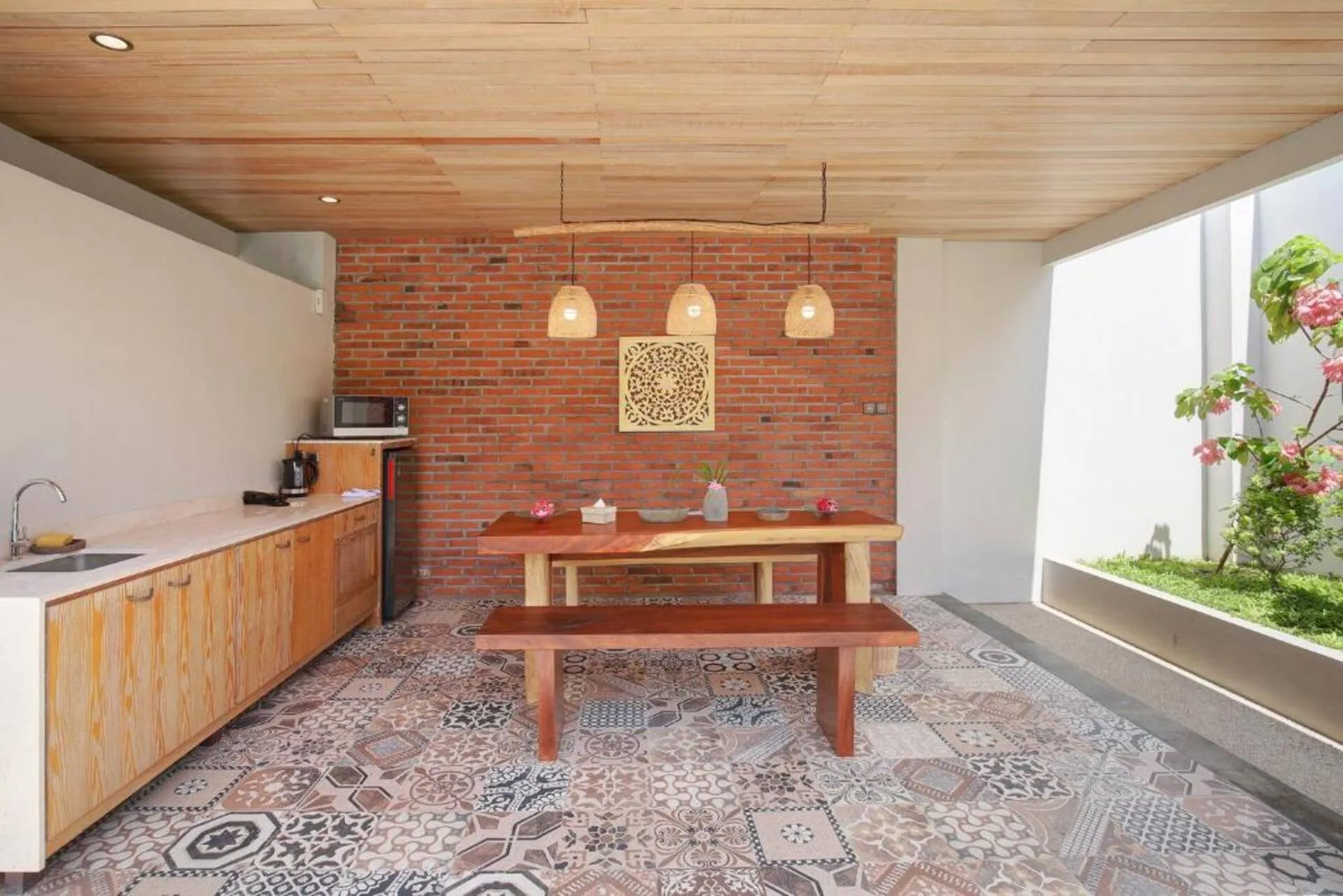 Romantic Coastal Hideaway 1 Bedroom Private Villa in Jimbaran 4
