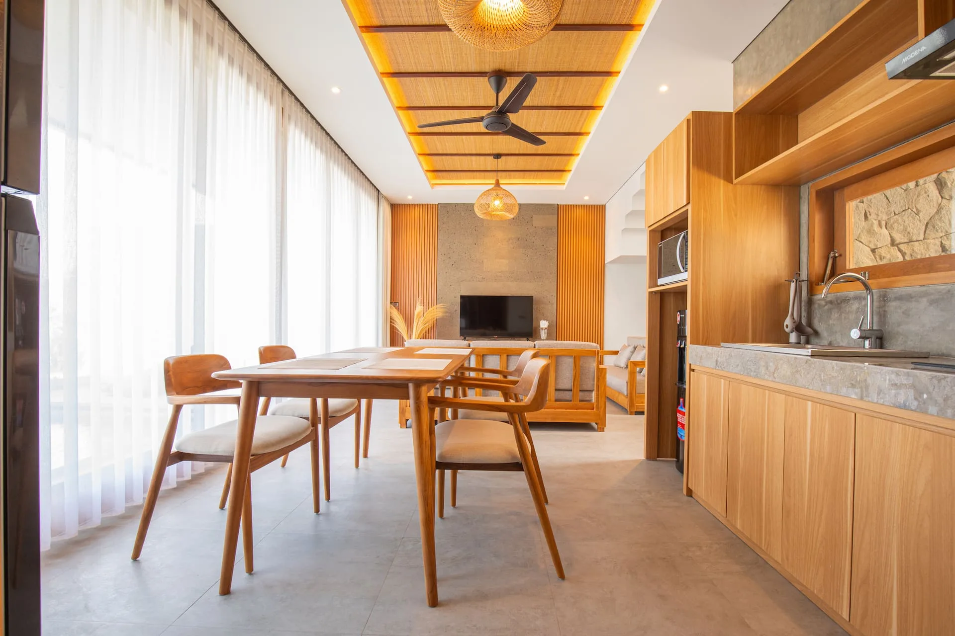 2 Bedroom Villa Closes to Canggu Beach 4