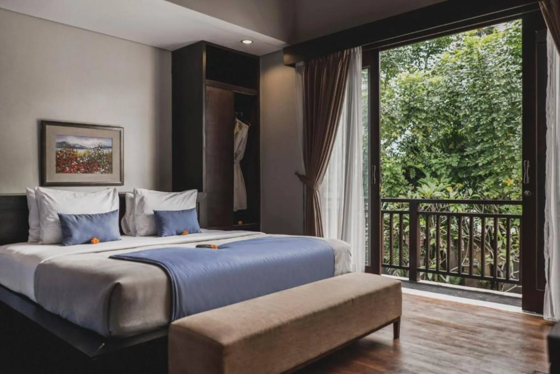 Poolside Balcony Retreat 2 Bedroom Private Villa in Canggu 4