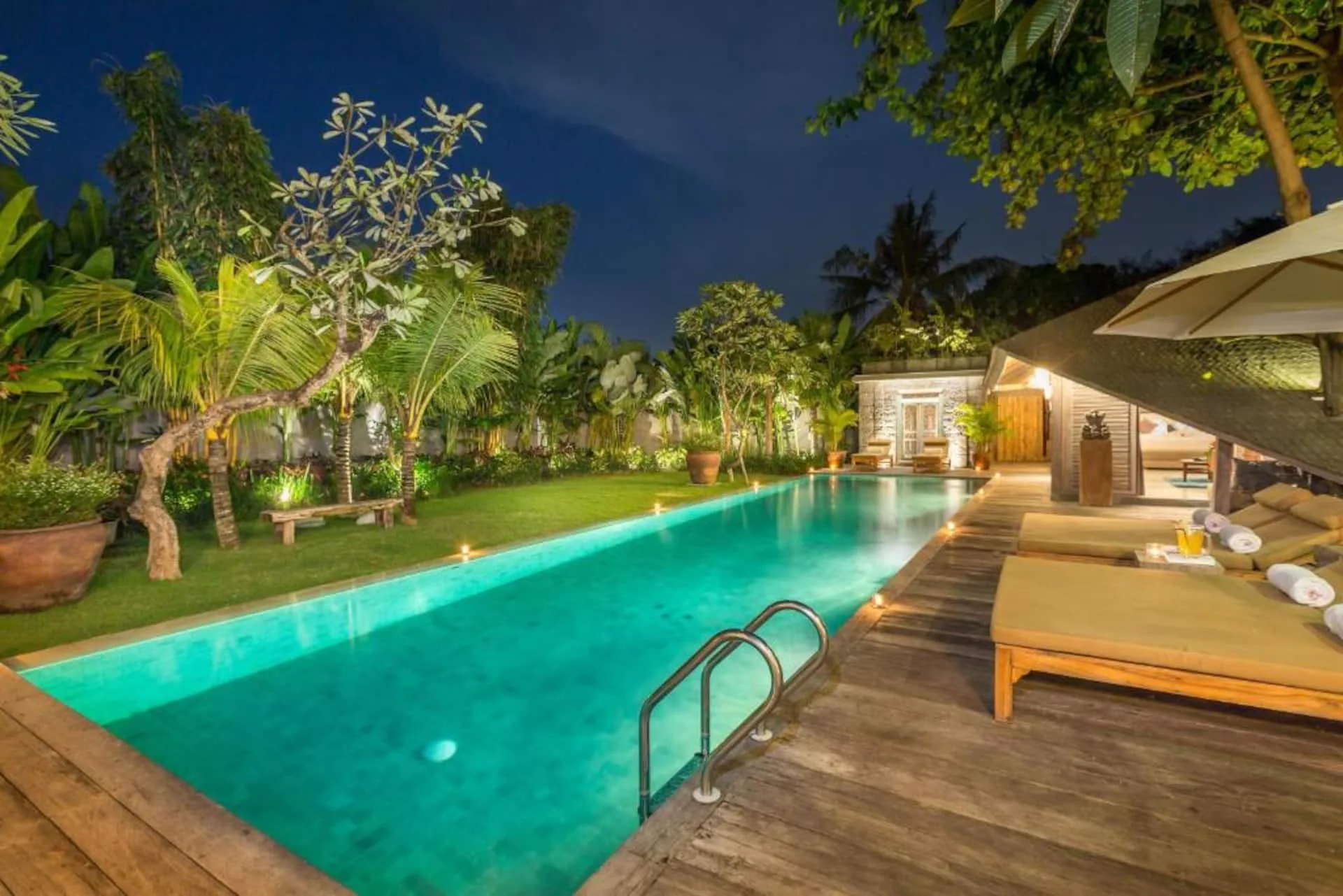 4 Bedroom Private Pool Villa near Finns Beach Club 5