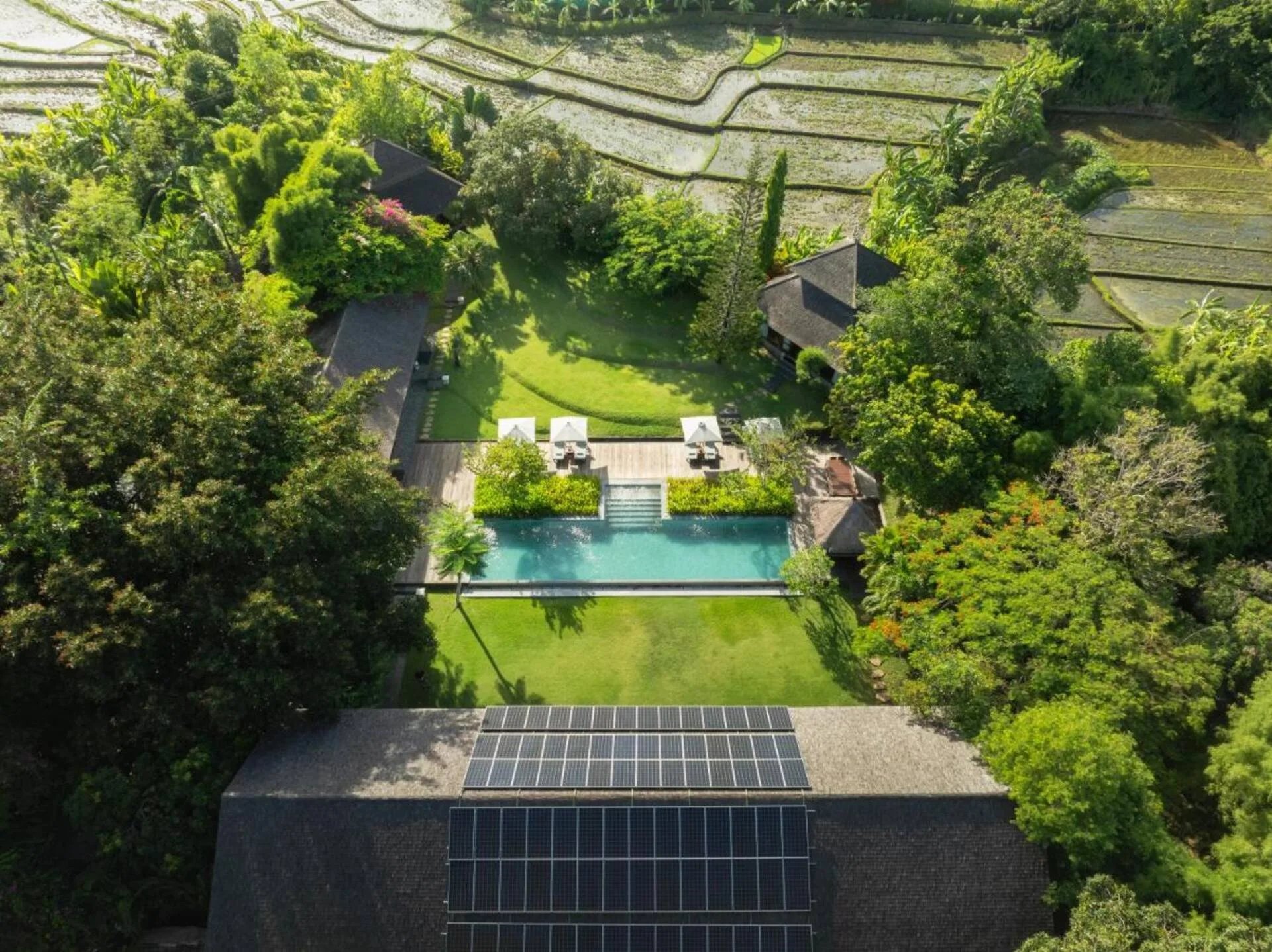 7 Bedroom Rustic Villa in Kerobokan 2