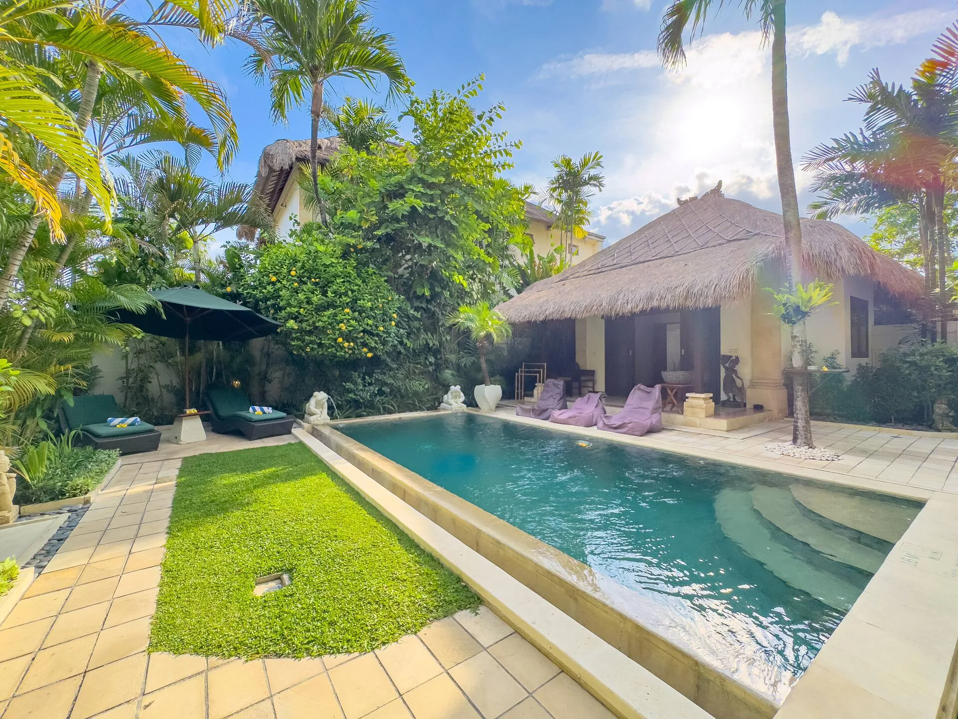 Spacious Balinese 3 Bedroom Villas-your Comfy Escape 2