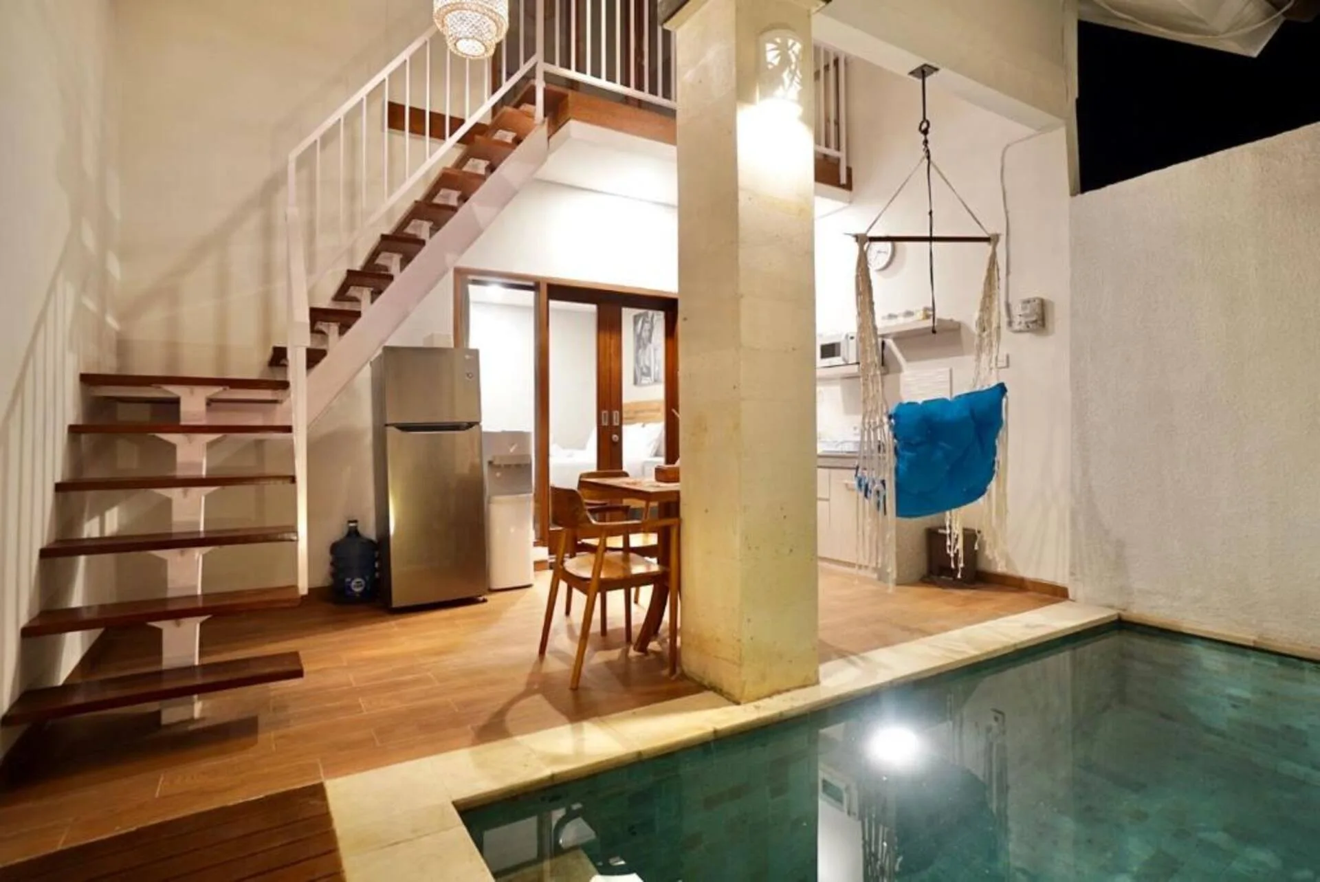 Budget Bliss! 2 Bedroom Villa near Nelayan Beach 5