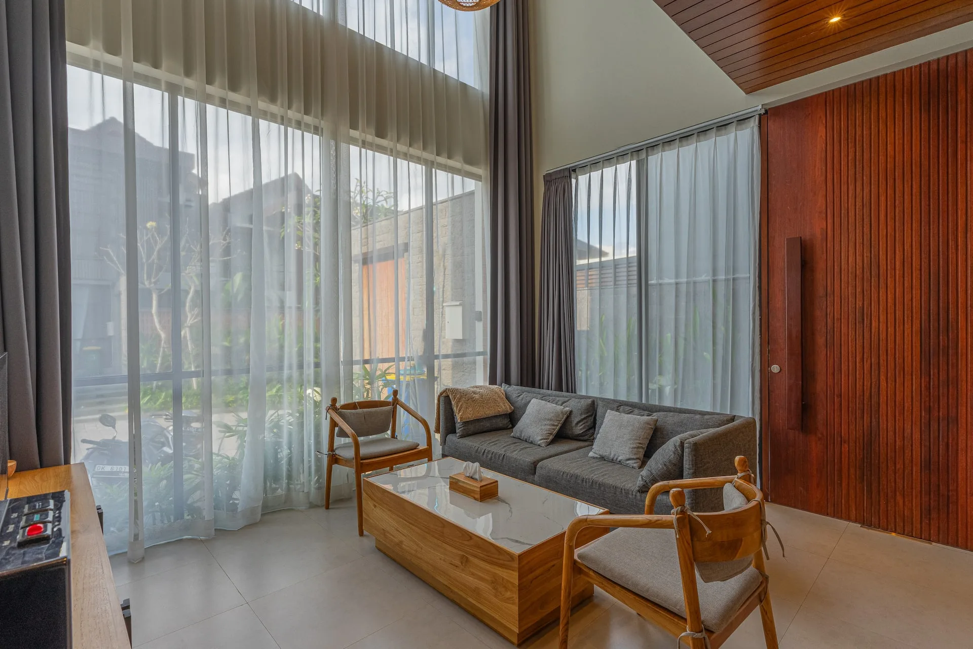 Special Promo 3 Bedroom Villa Central Located in Canggu! 3