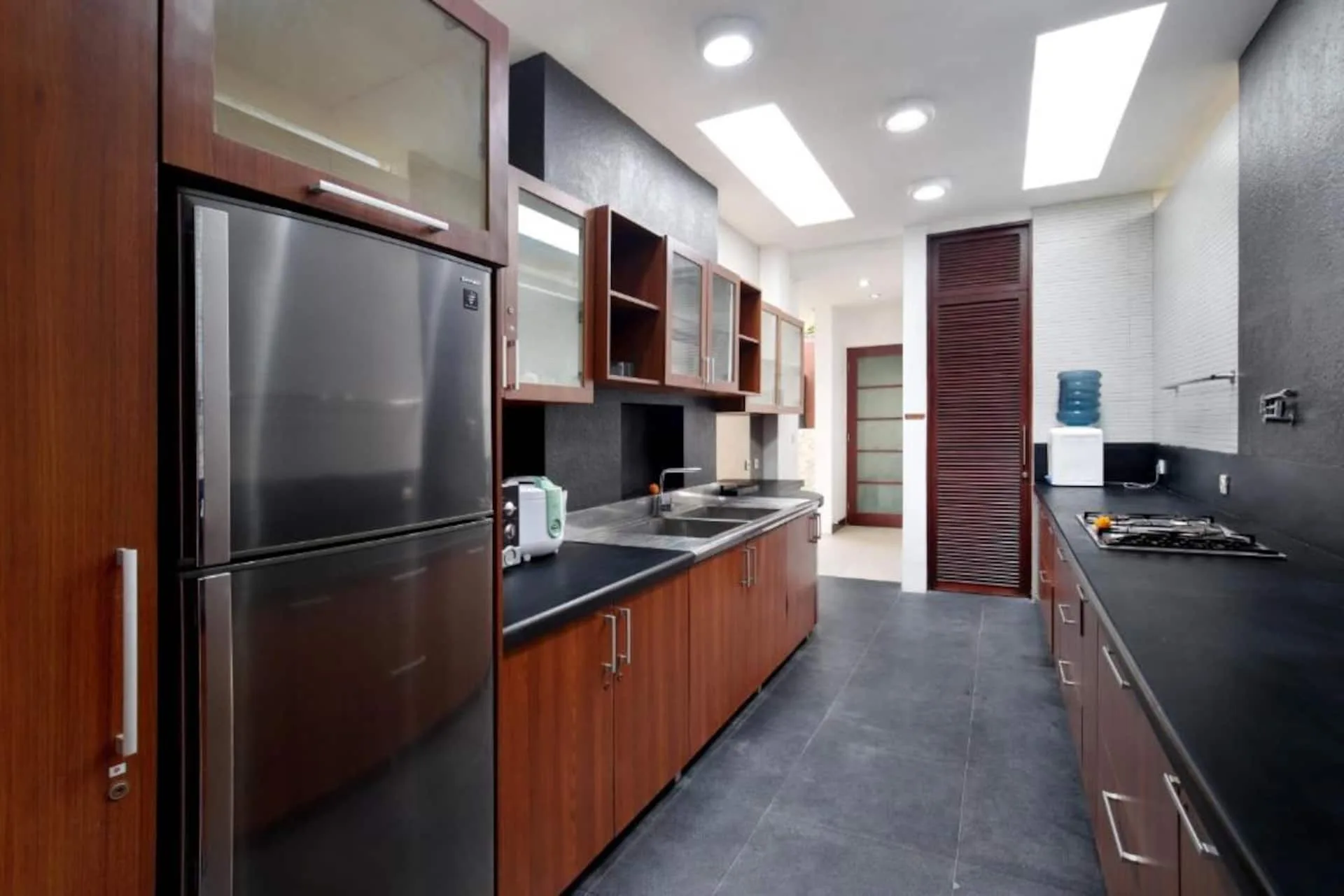 Luxurious Getaway Estate 5 Bedroom Private Villa in Canggu 2