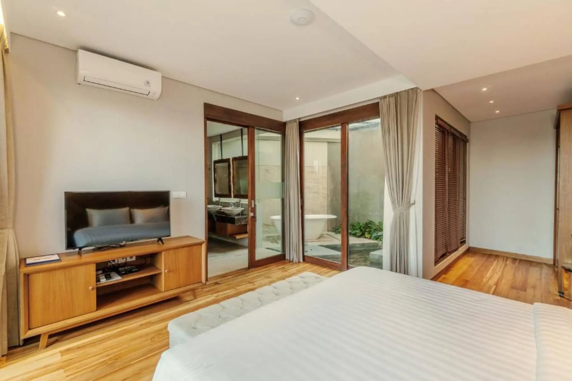 Spacious 3 Bedroom Villa in Nusa Dua 4
