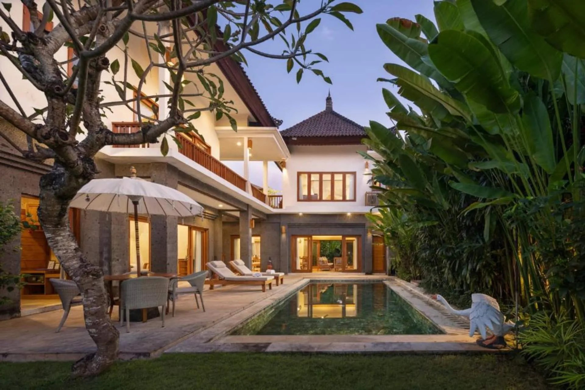 4 Bedroom Private Pool Villa 2mnts to Selukat Beach