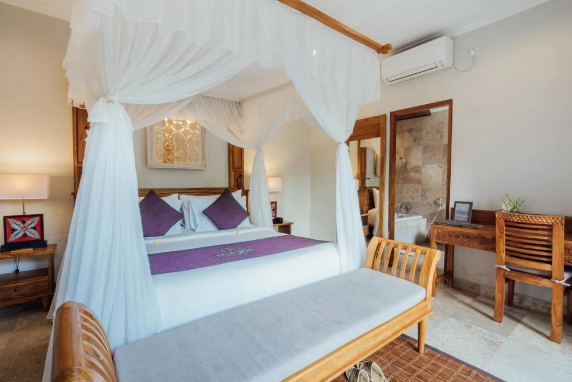 Beachside Poolside Retreat 4 Bedroom Private Villa in Gianyar 5
