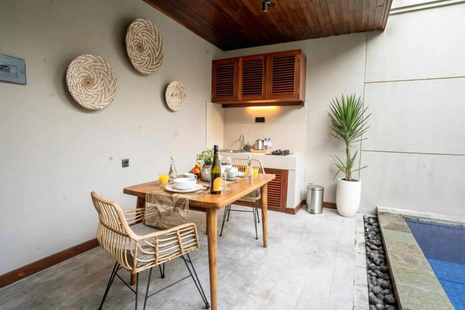 Simple and Minimalist 1 Bedroom Villa Canggu 4
