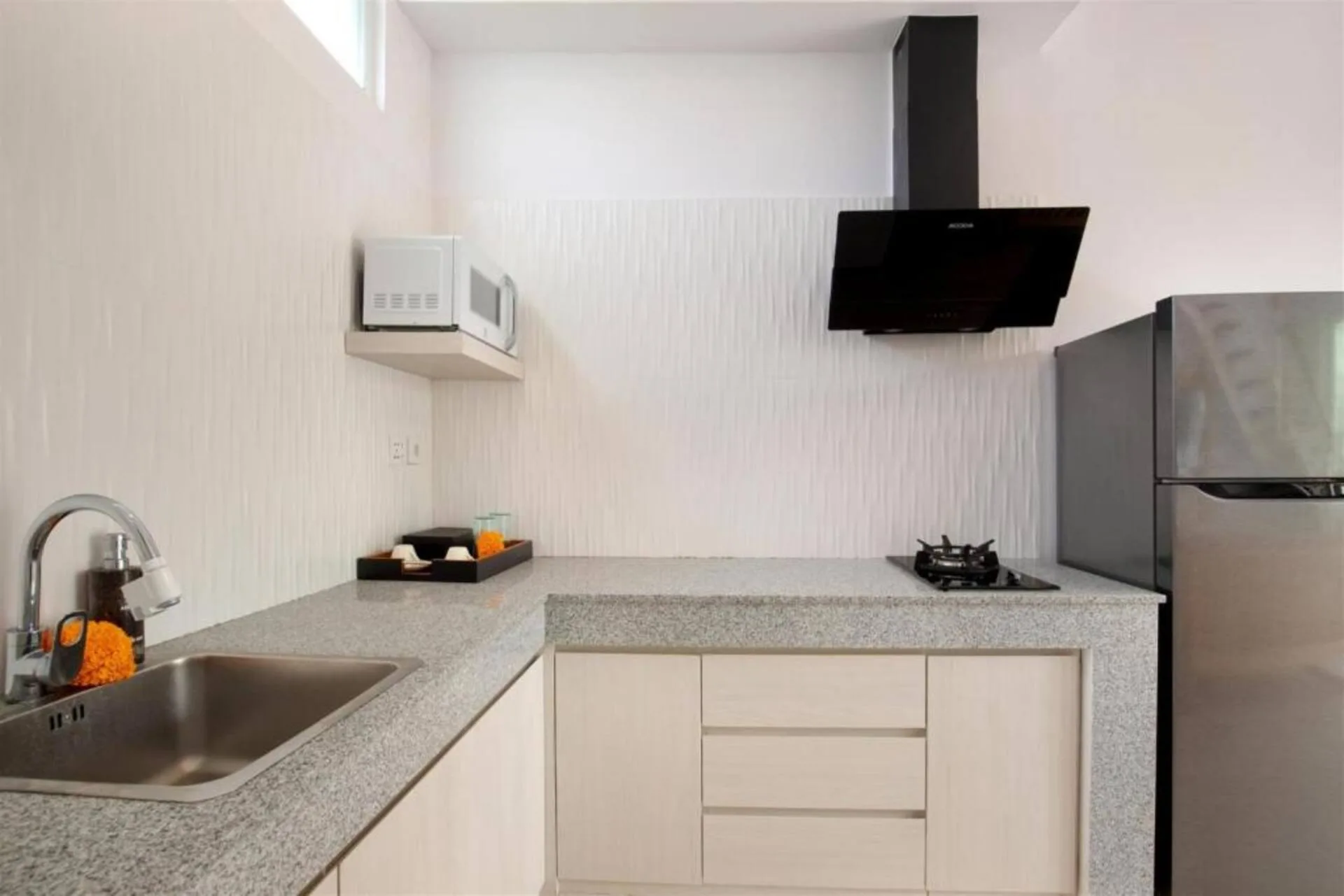Modern 1 Bedroom Villa in Canggu with Pool and Garden 5