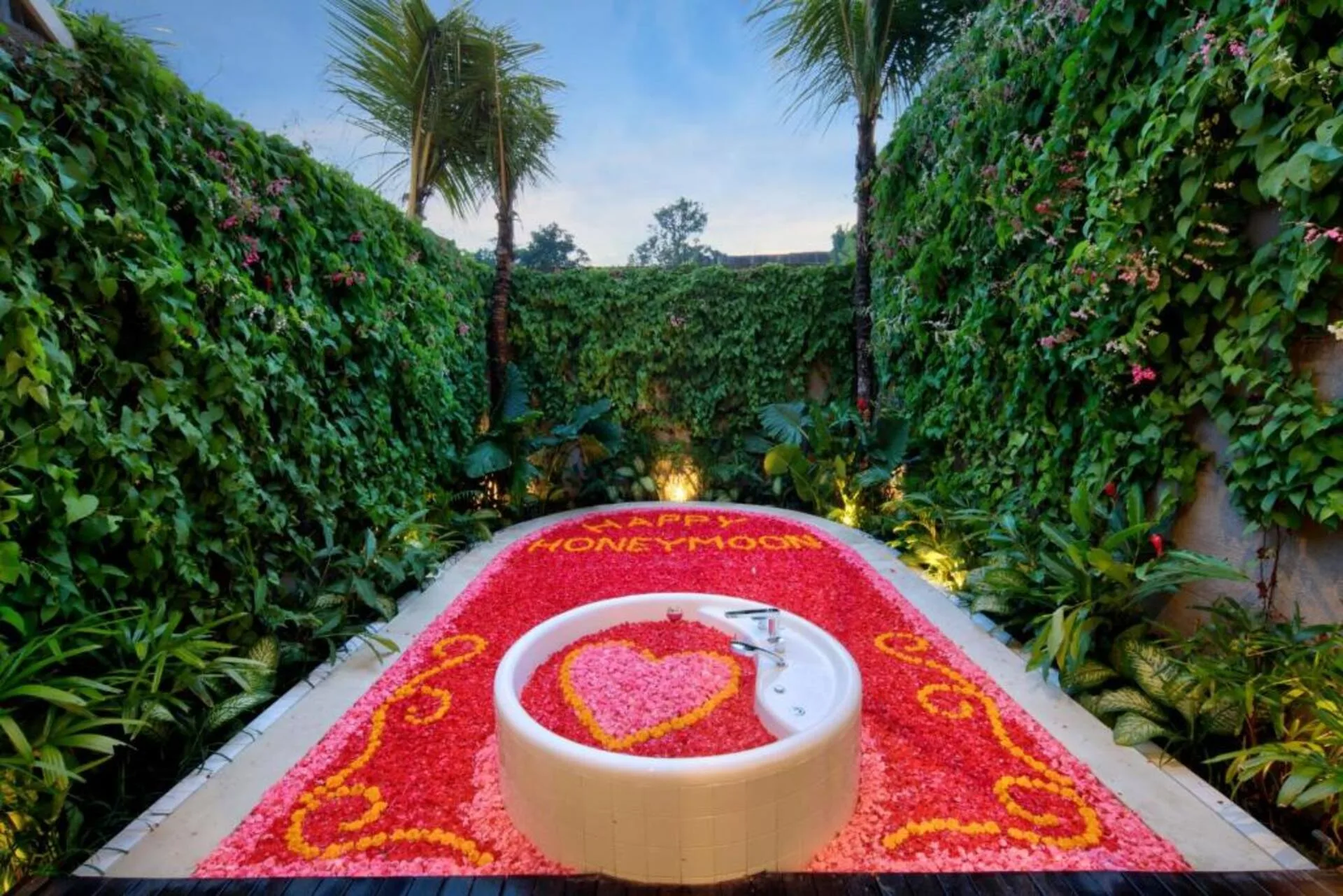 Sleek Modern Comforts 1 Bedroom Private Villa in Bali 4