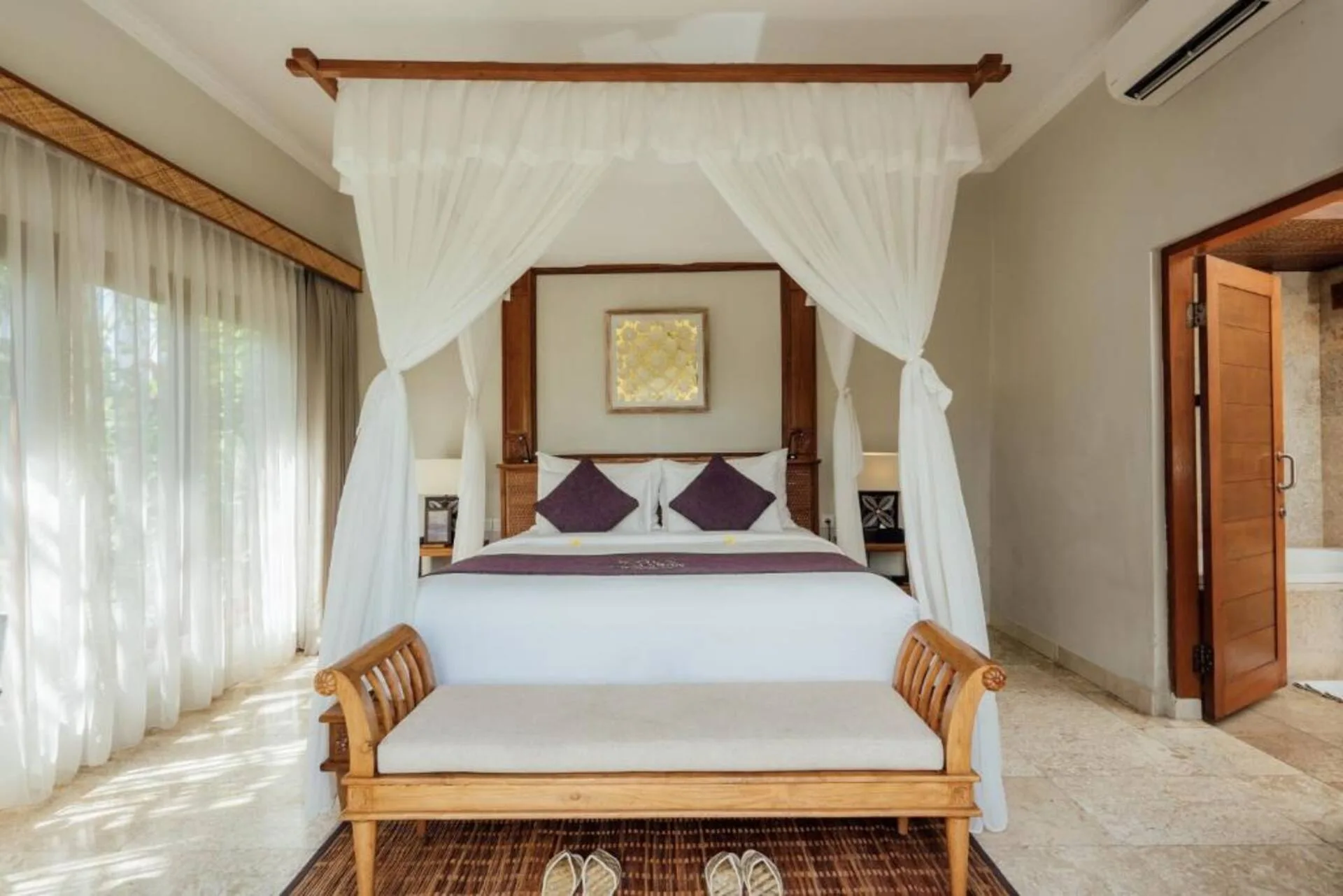 3 Bedroom Private Villa 2mnt to Selukat Beach 5