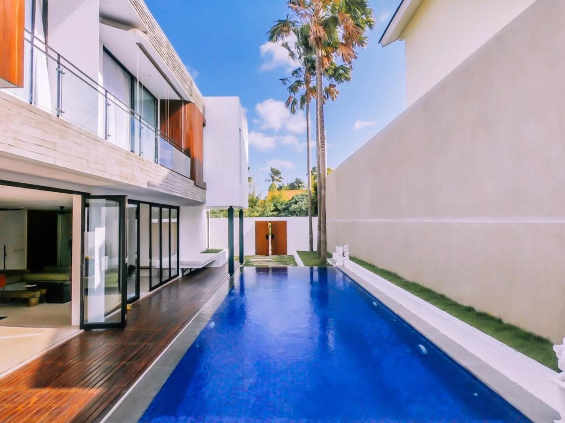 Spacious Family Haven 4 Bedroom Private Villa in Bali 4