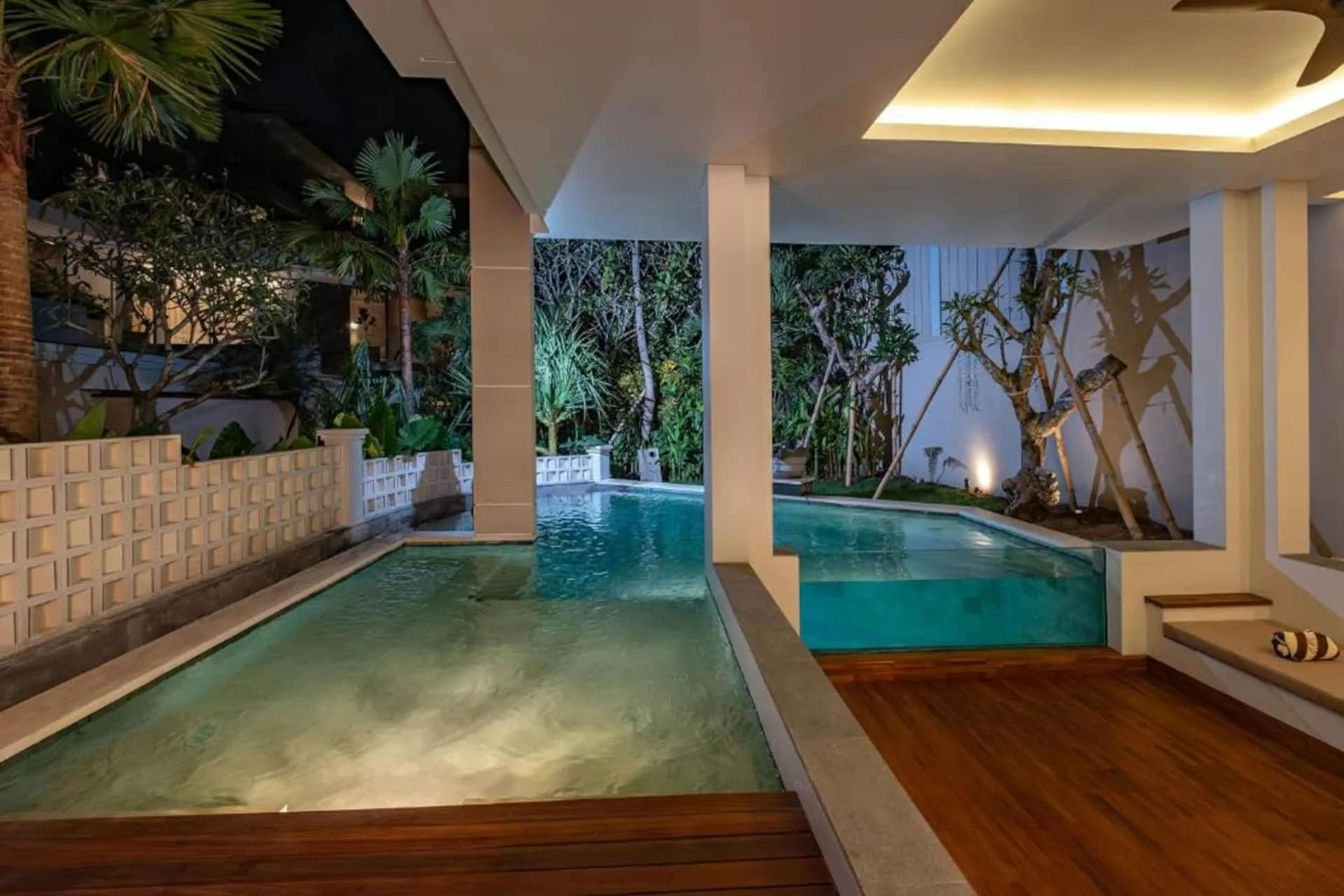2 Bedroom Villa 3 Minutes Walking to La Brisa 4