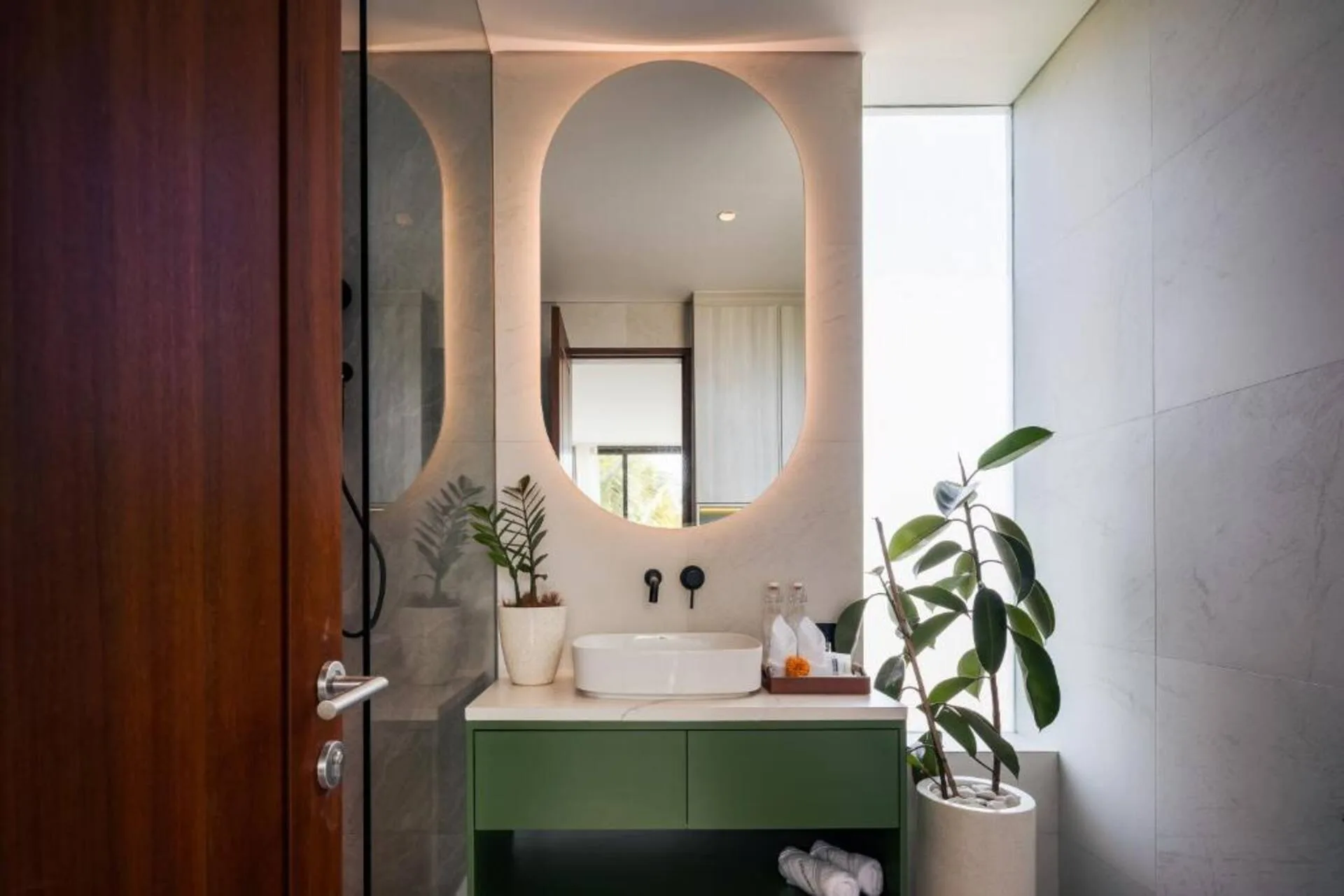 Airy Modern Hideaway 2 Bedroom Private Villa in Canggu 5