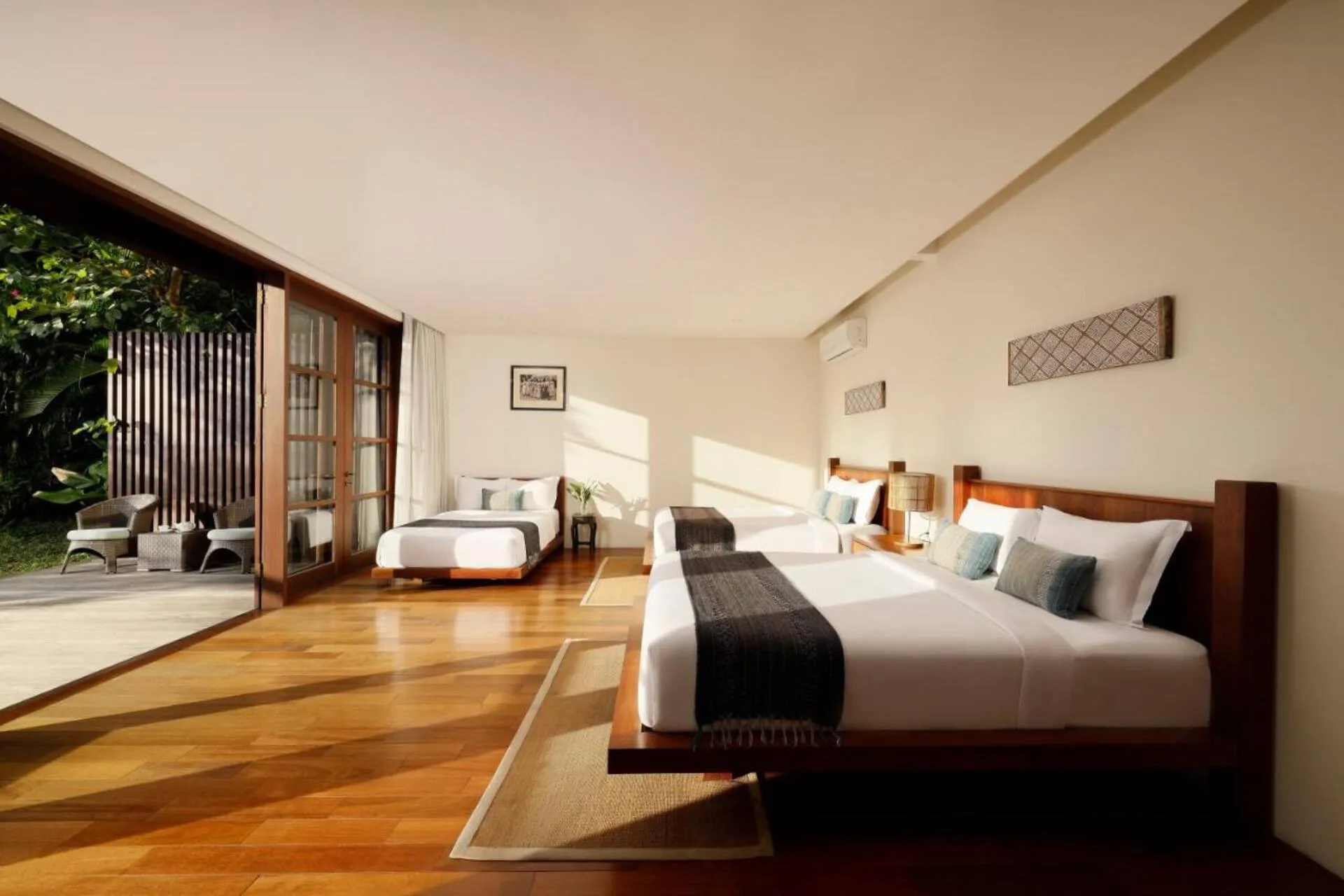 Grand Social Compound Private Villa in Canggu 5