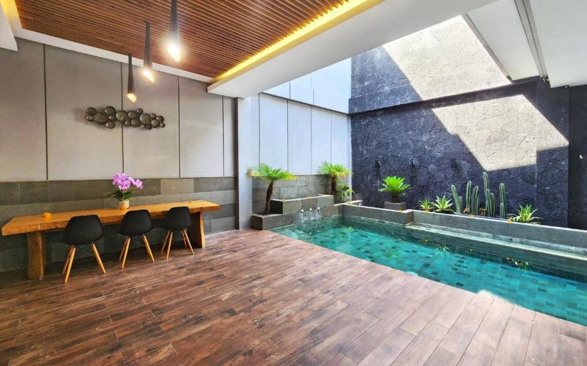 Charming 3 Bedroom Villa in the Heart of Legian