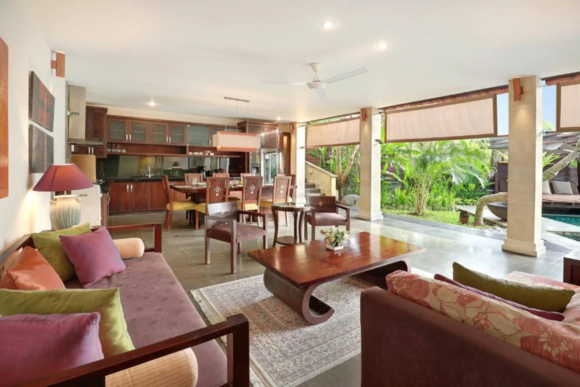 Sunlit Luxe Sanctuary 3 Bedroom Private Villa in Jimbaran 4