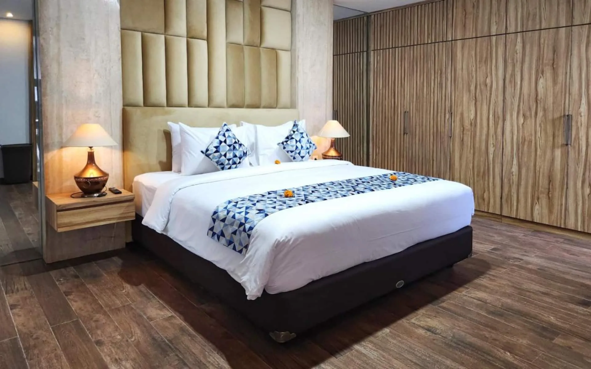 Spacious 2 Bedroom Villa with Billiard 3