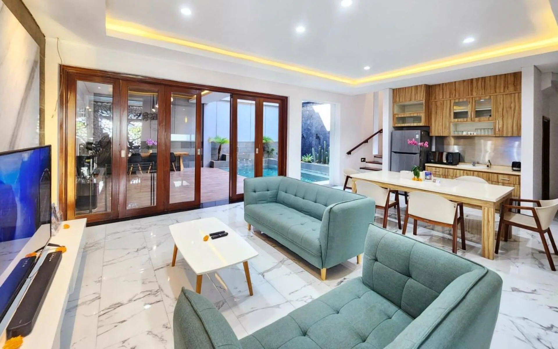 Spacious 2 Bedroom Villa with Billiard 4