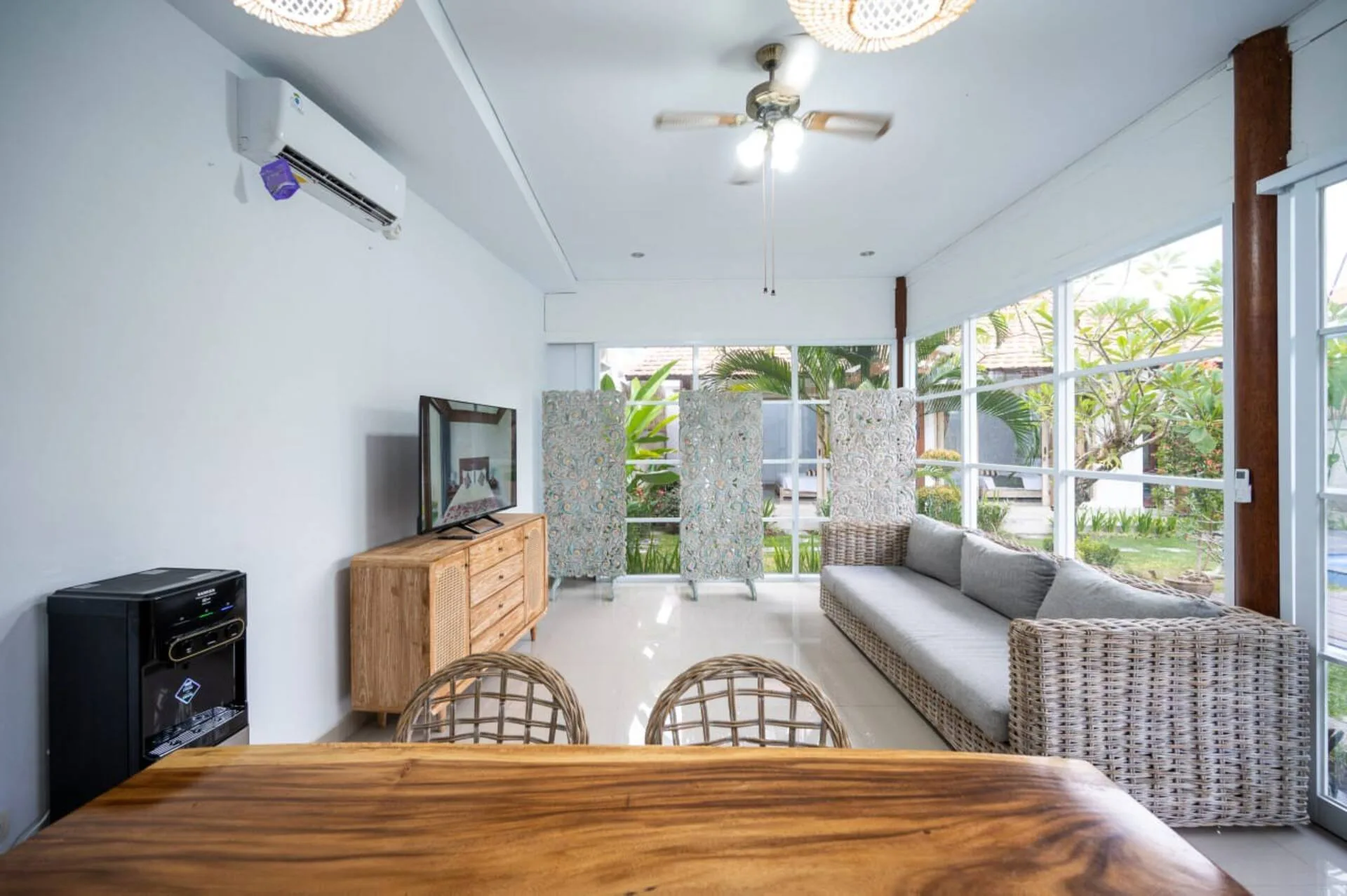 Serene 3 Bedroom Villa in Canggu 2