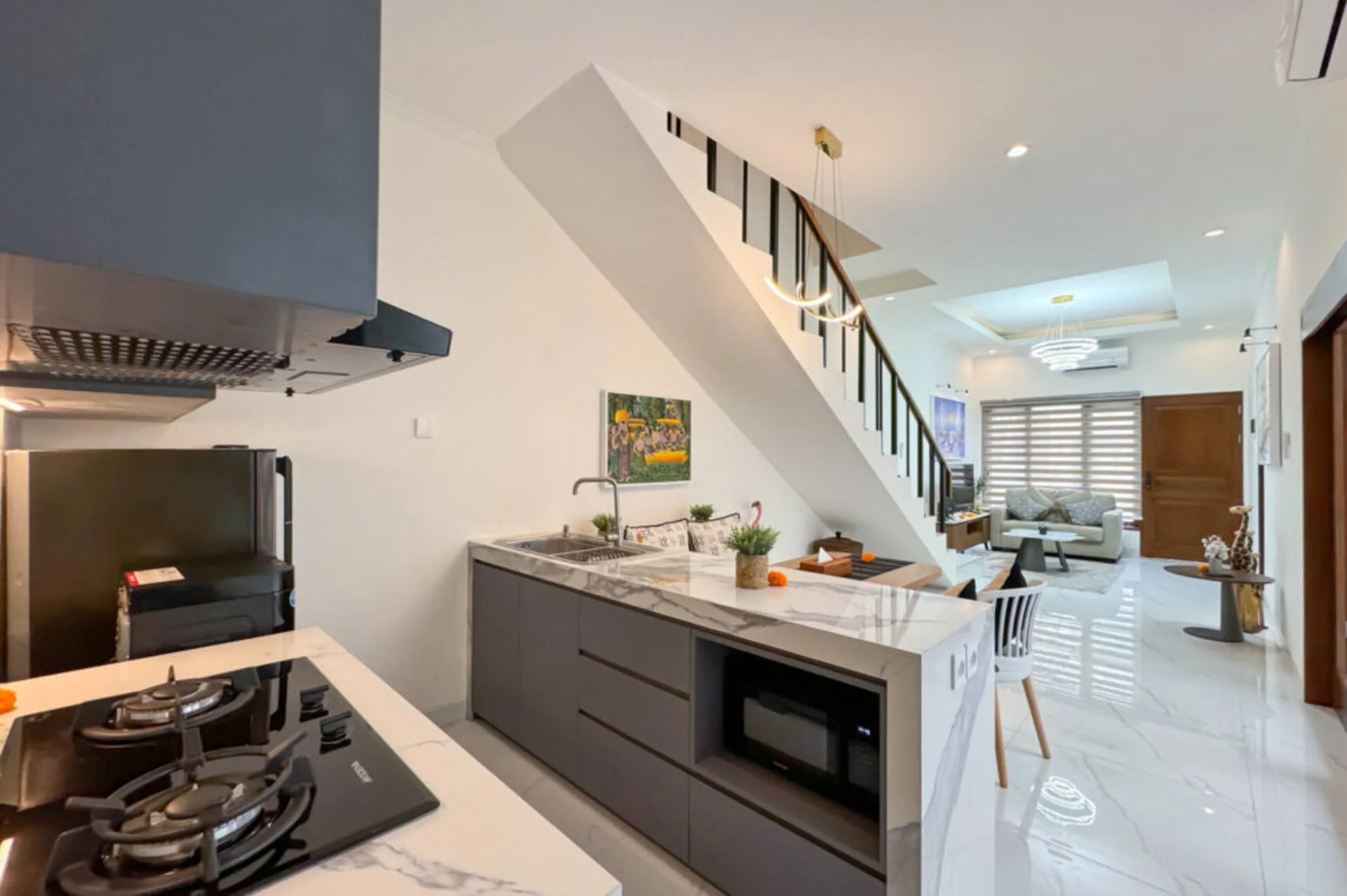 Spacious 3 Bedroom Private Pool Villa in Seminyak 4
