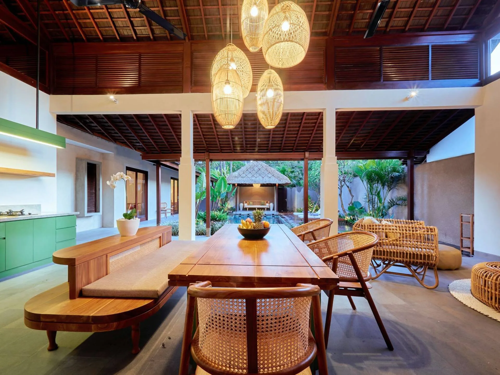 Charming 3 Bedroom in Kerobokan – Perfect for Families 4