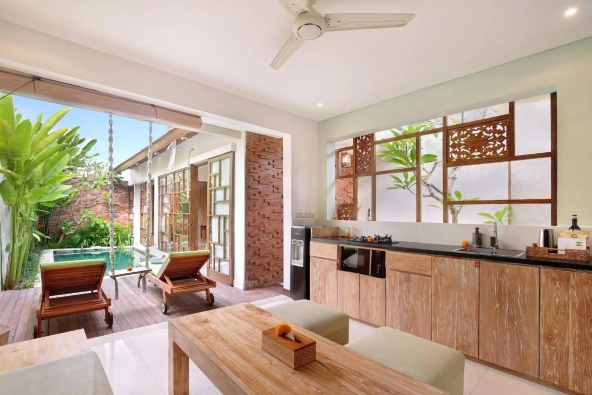 Beach Club Escape 1 Bedroom Private Villa in Bali 4