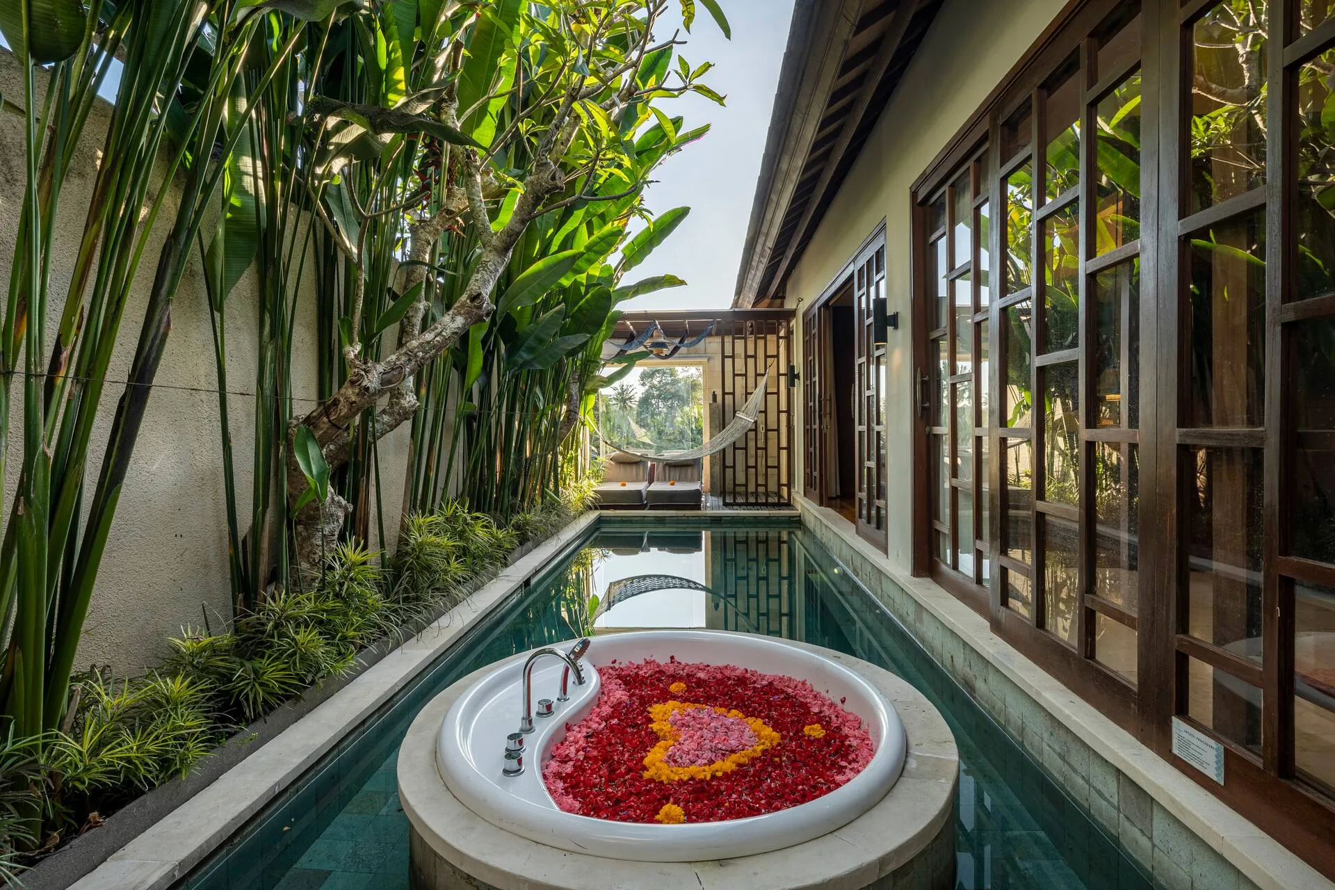 1 Bedroom Ultimate Romantic Retreat at Ubud 3