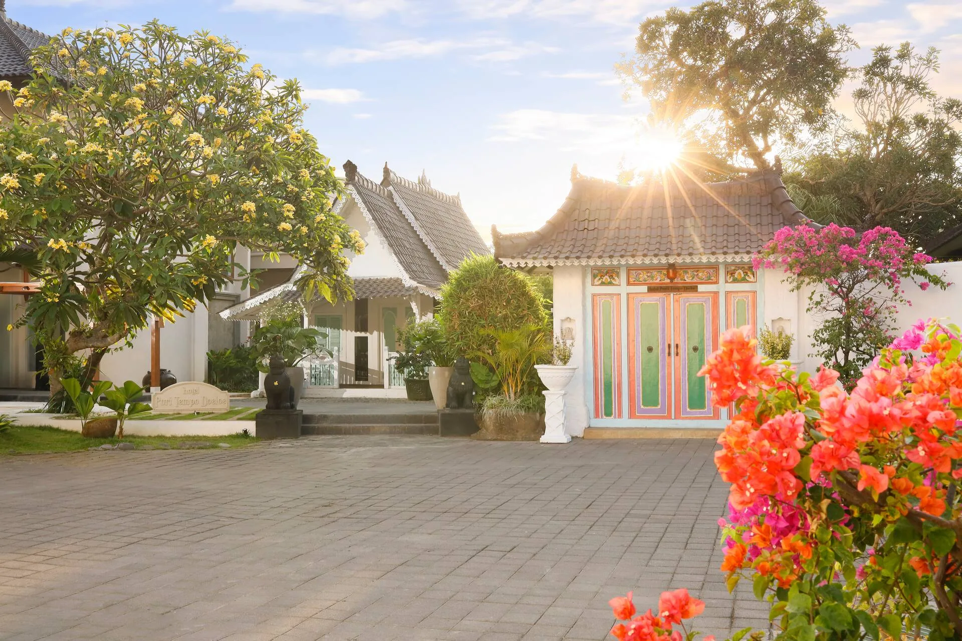 2 Bedroom Villa with Timeless Vintage Charm 4